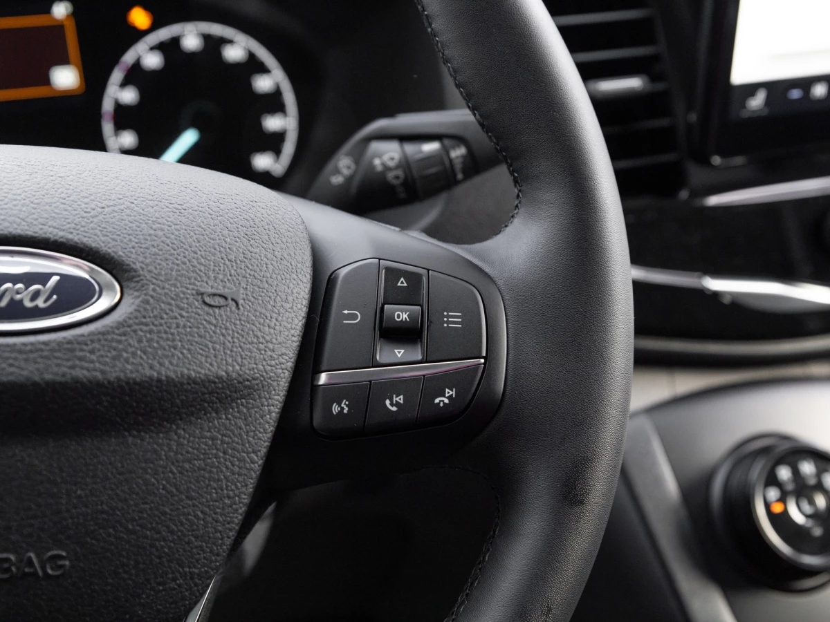 Ford-Transit-image-14