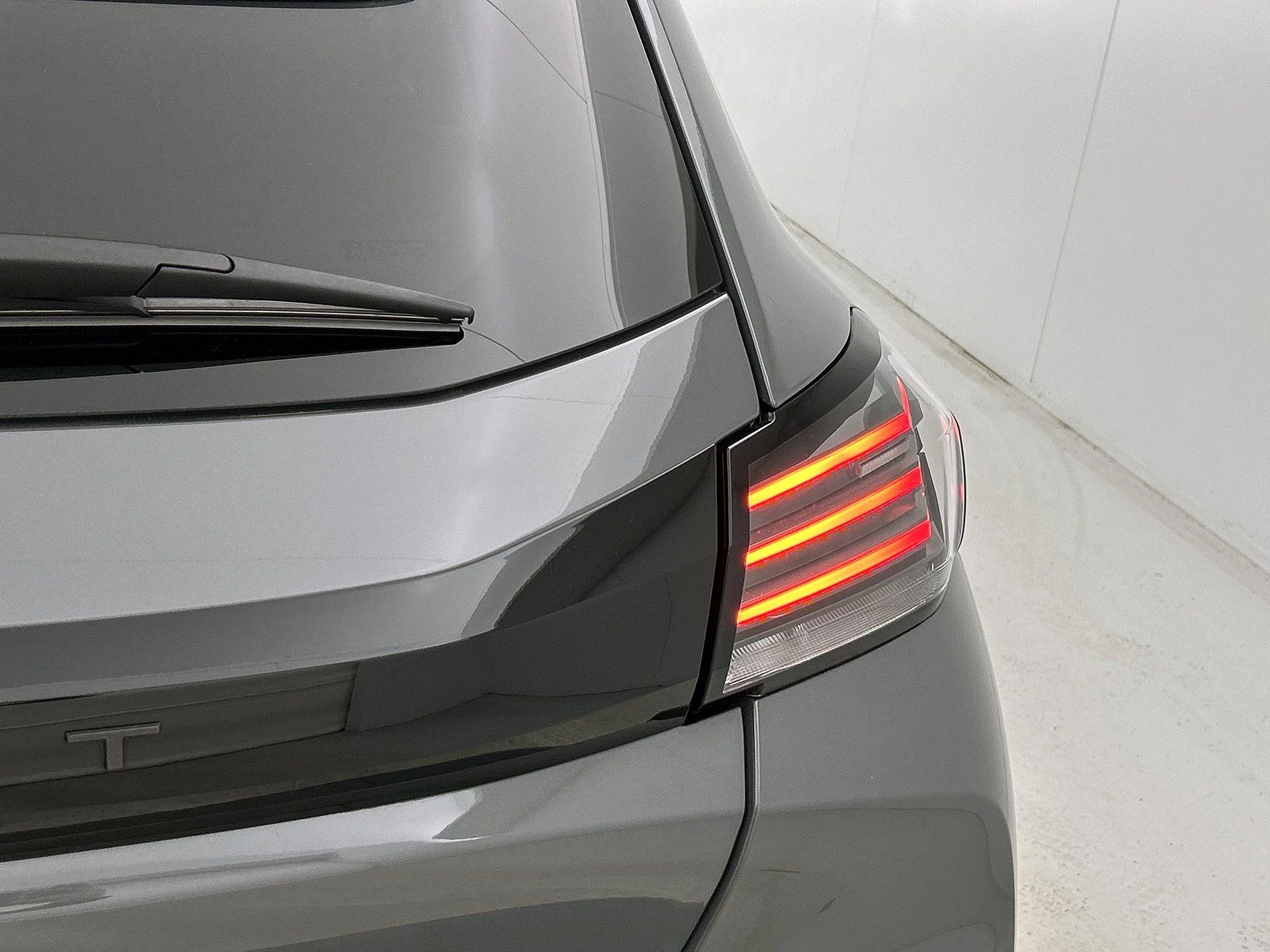Peugeot-208-image-13