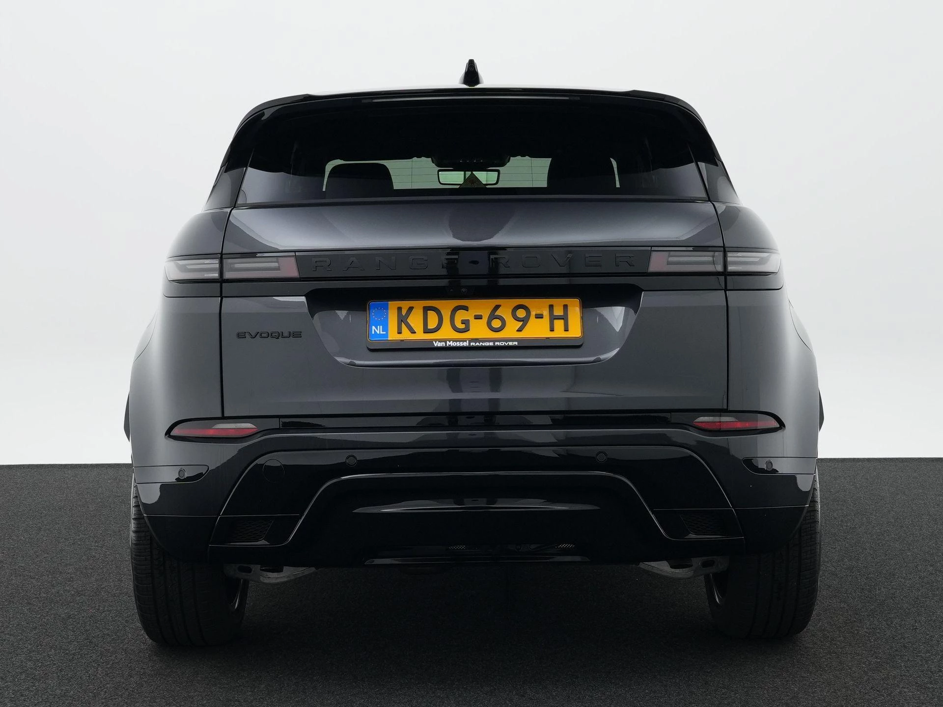 Land Rover-Range Rover Evoque-image-5