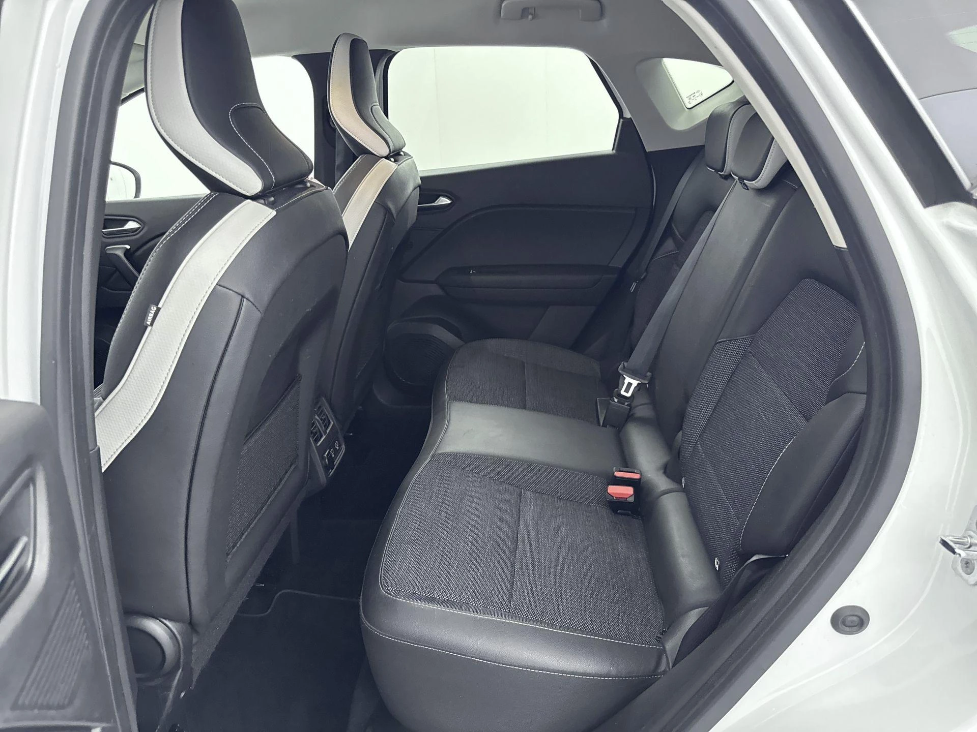 Renault-Captur-image-25