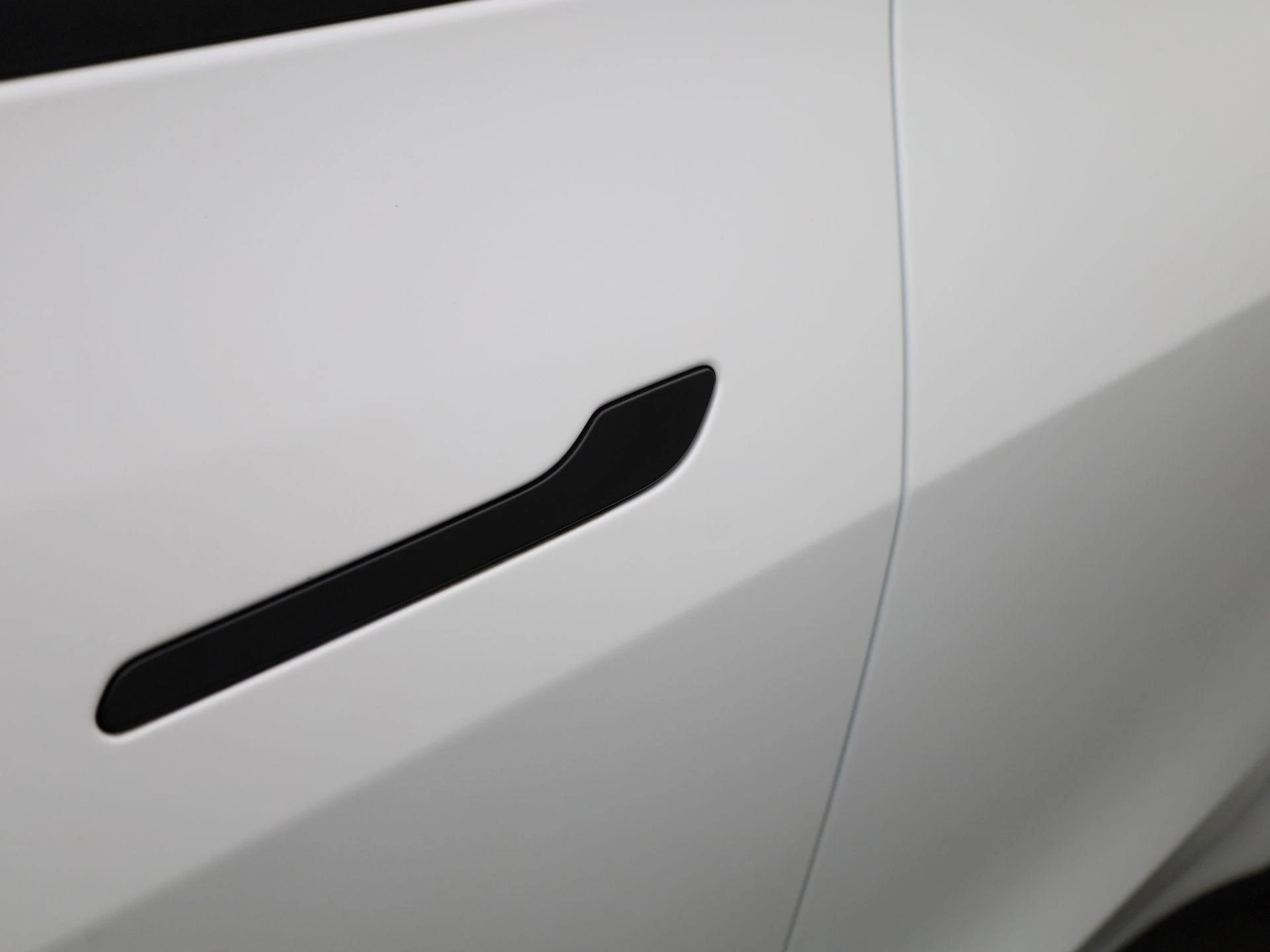 Tesla-Model Y-image-14