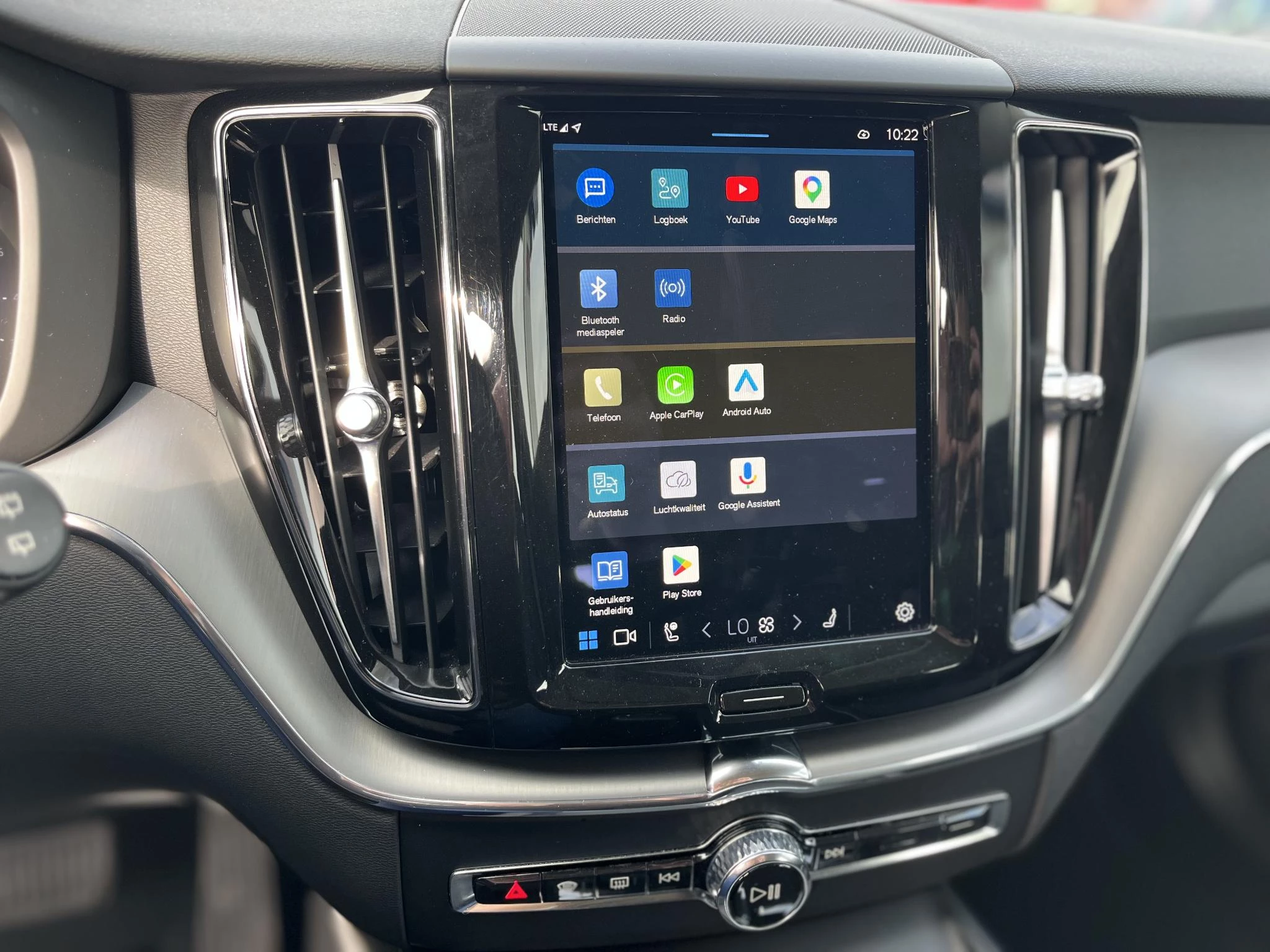 Volvo-XC60-image-24