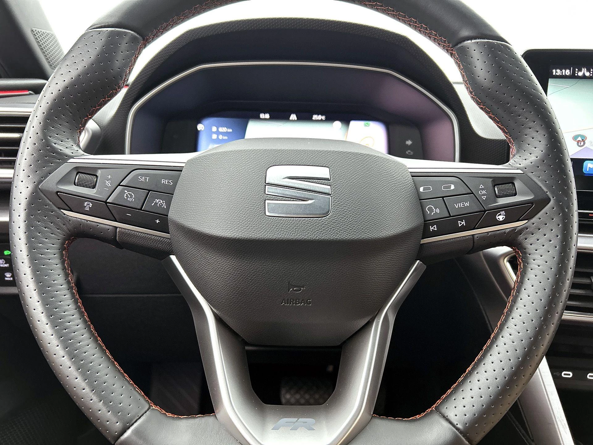 SEAT Leon Sportstourer 1.4 TSI eHybrid PHEV FR Business Intense