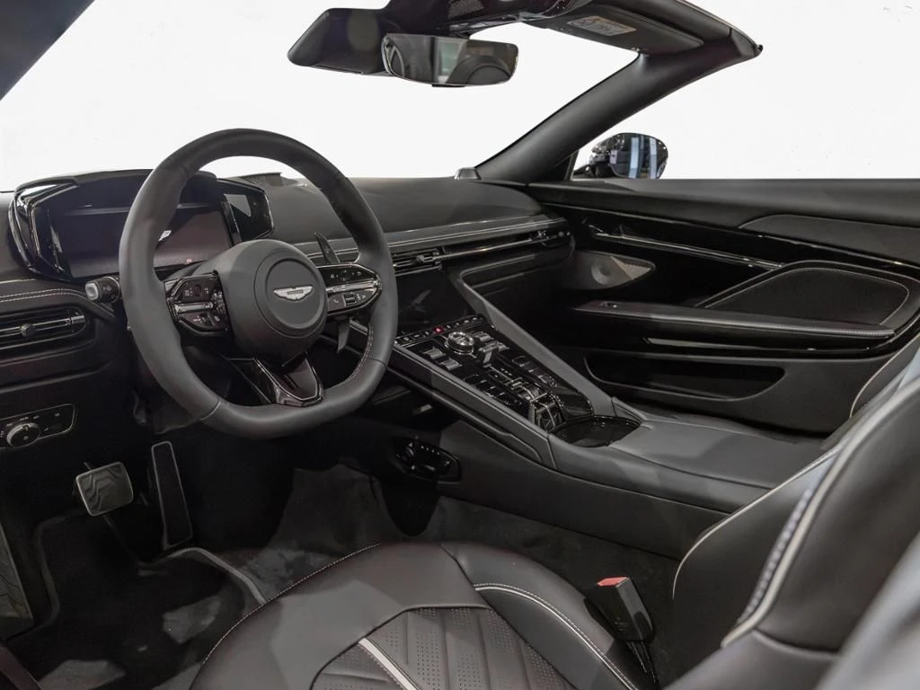 Aston Martin DB12 S Volante Aston Martin Hamburg