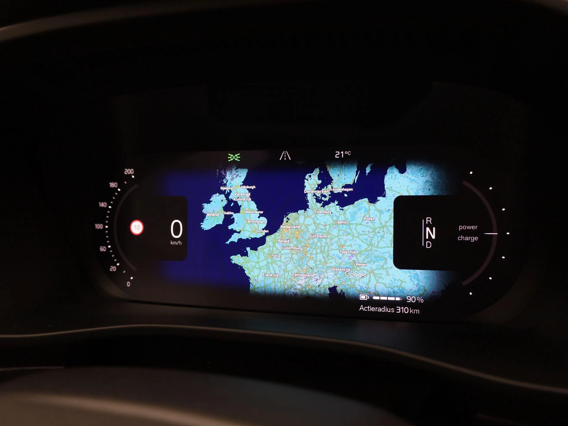 Volvo-XC40-image-26