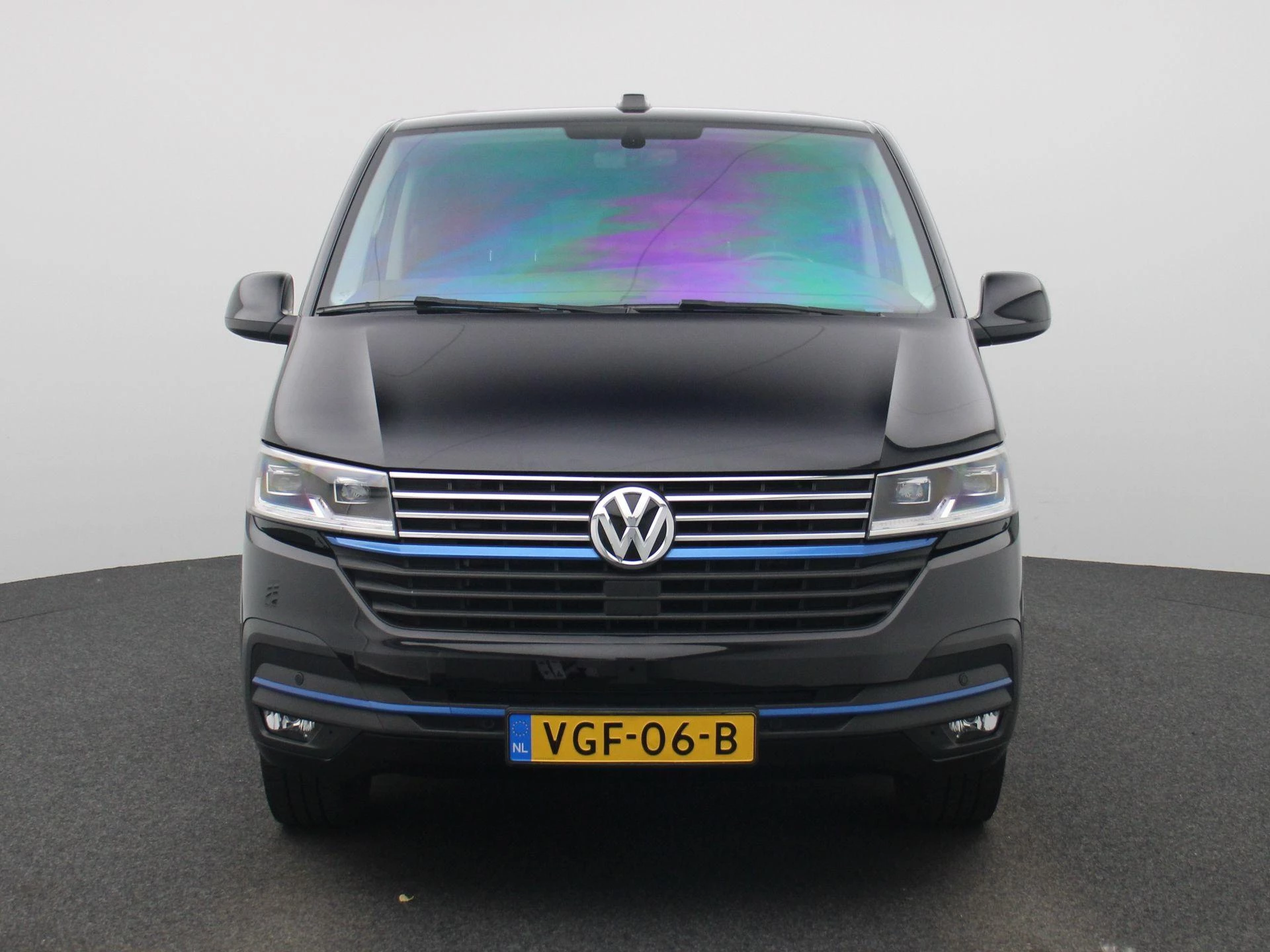 Volkswagen Transporter 2.0 TDI L2H1 Bulli 150PK