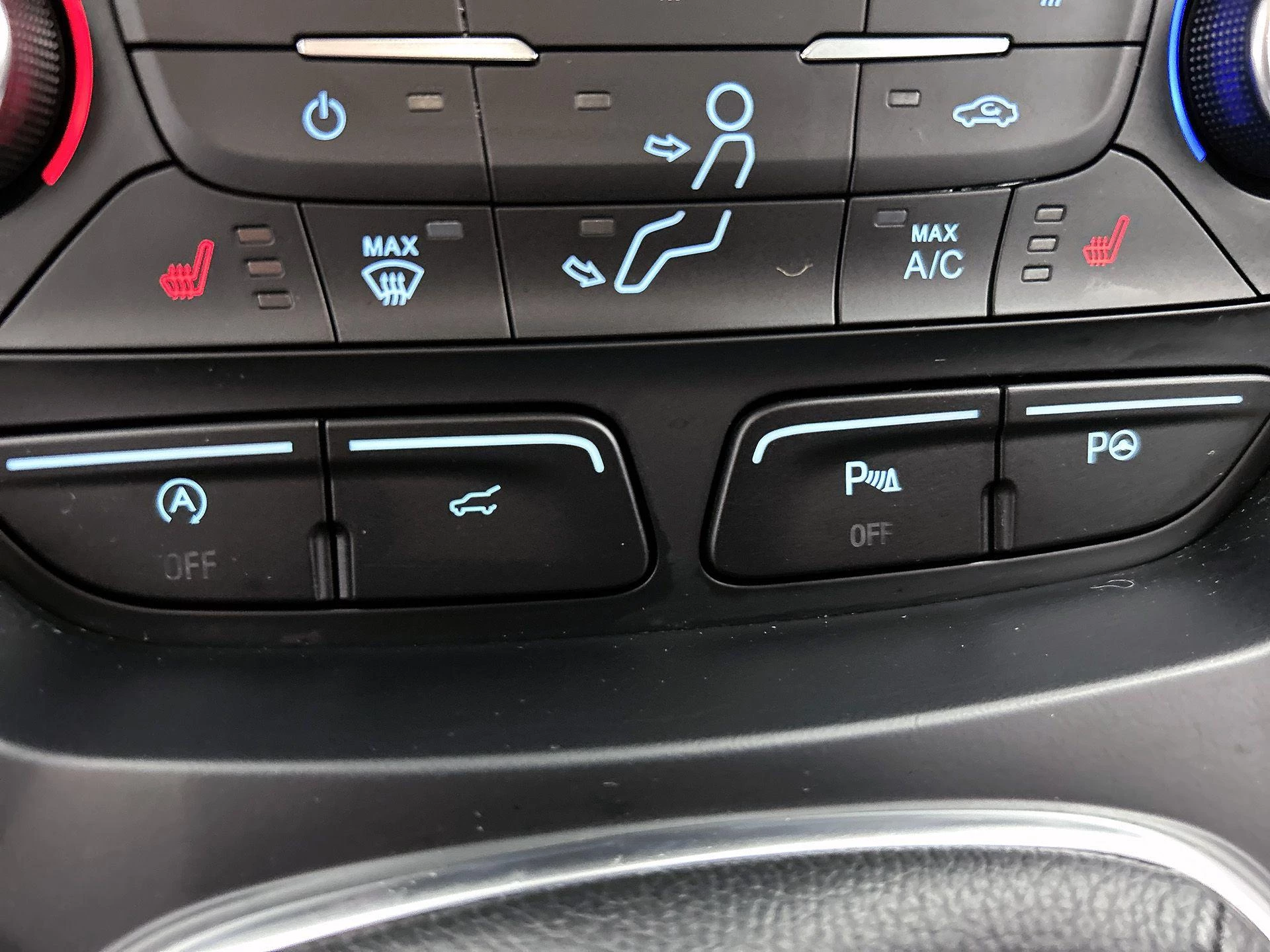 Ford-Kuga-image-8