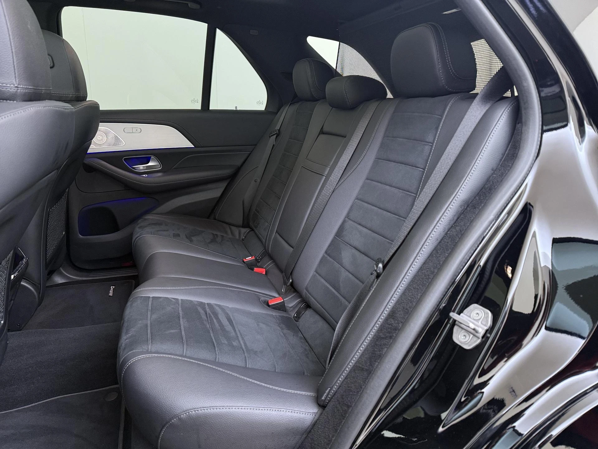 Mercedes-Benz-GLE-image-14