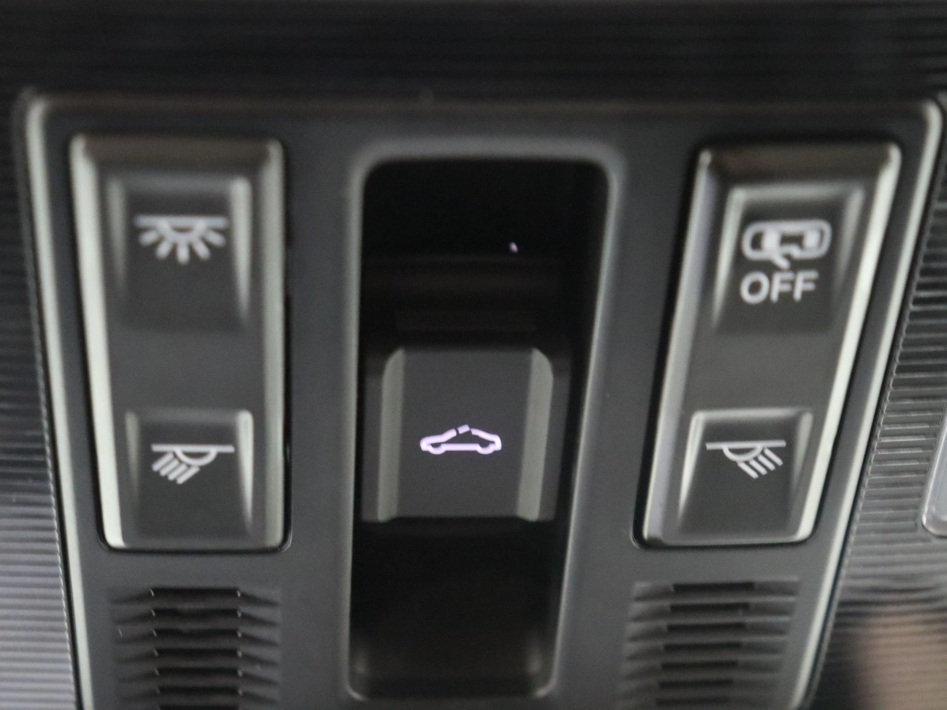 Volkswagen-T-Roc-image-22