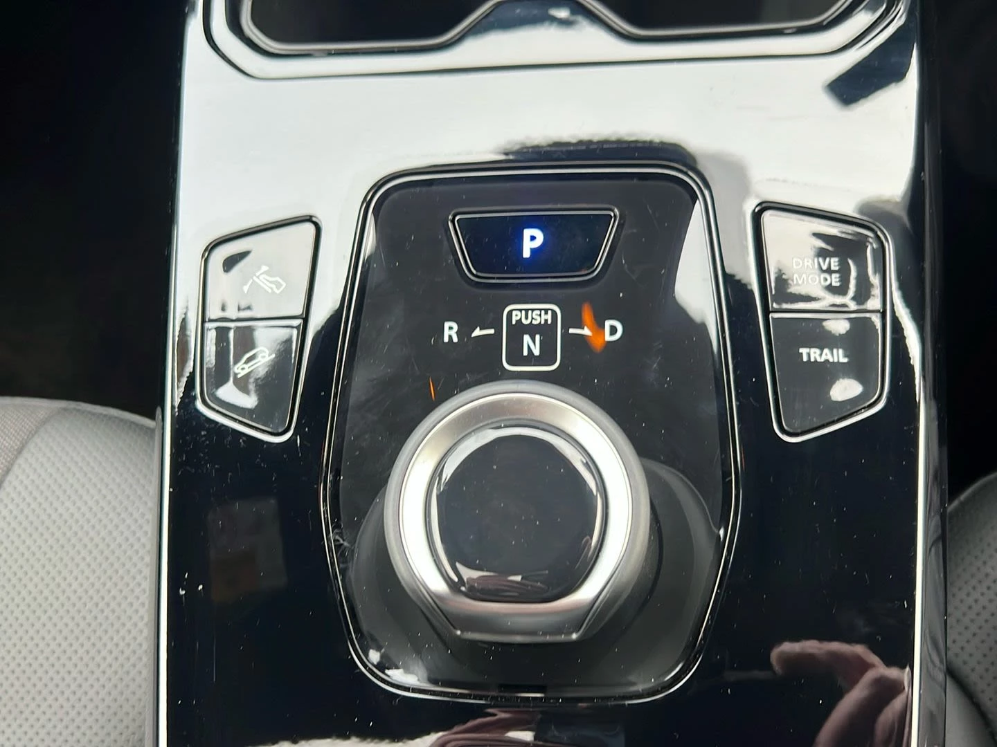 Suzuki-e Vitara-image-11