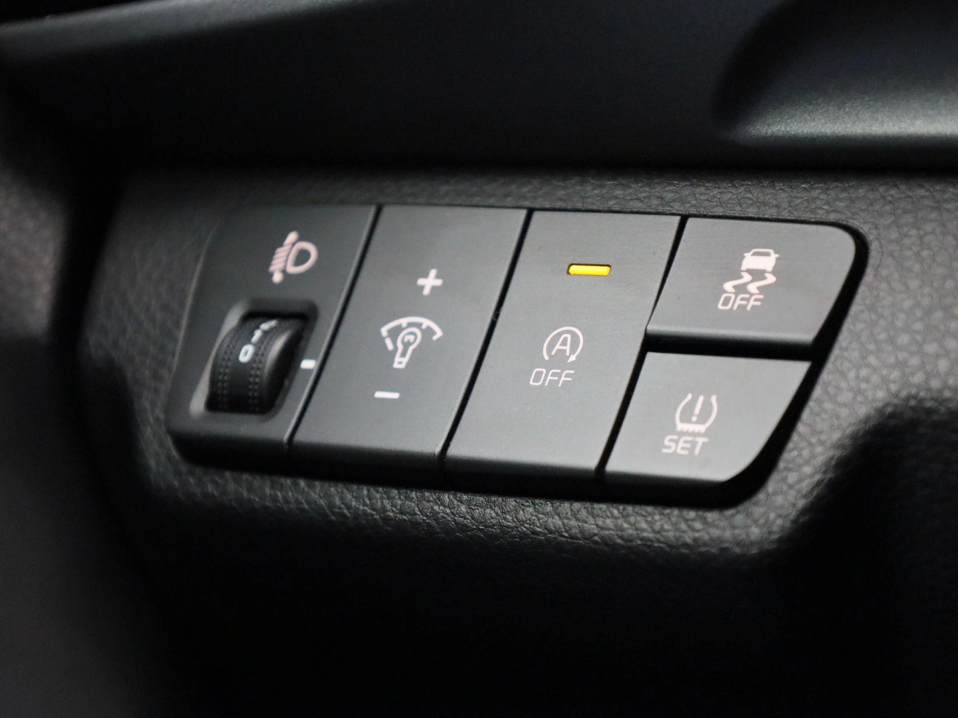 Kia-Stonic-image-23