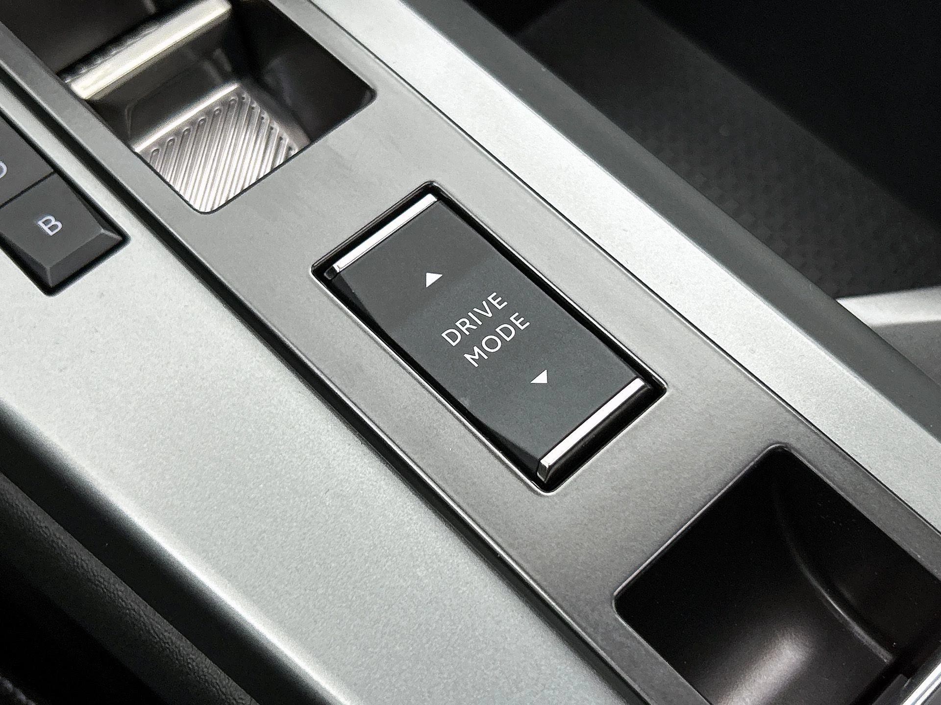 Opel Grandland 1.6 Turbo Plug-in-Hybrid Business Edition