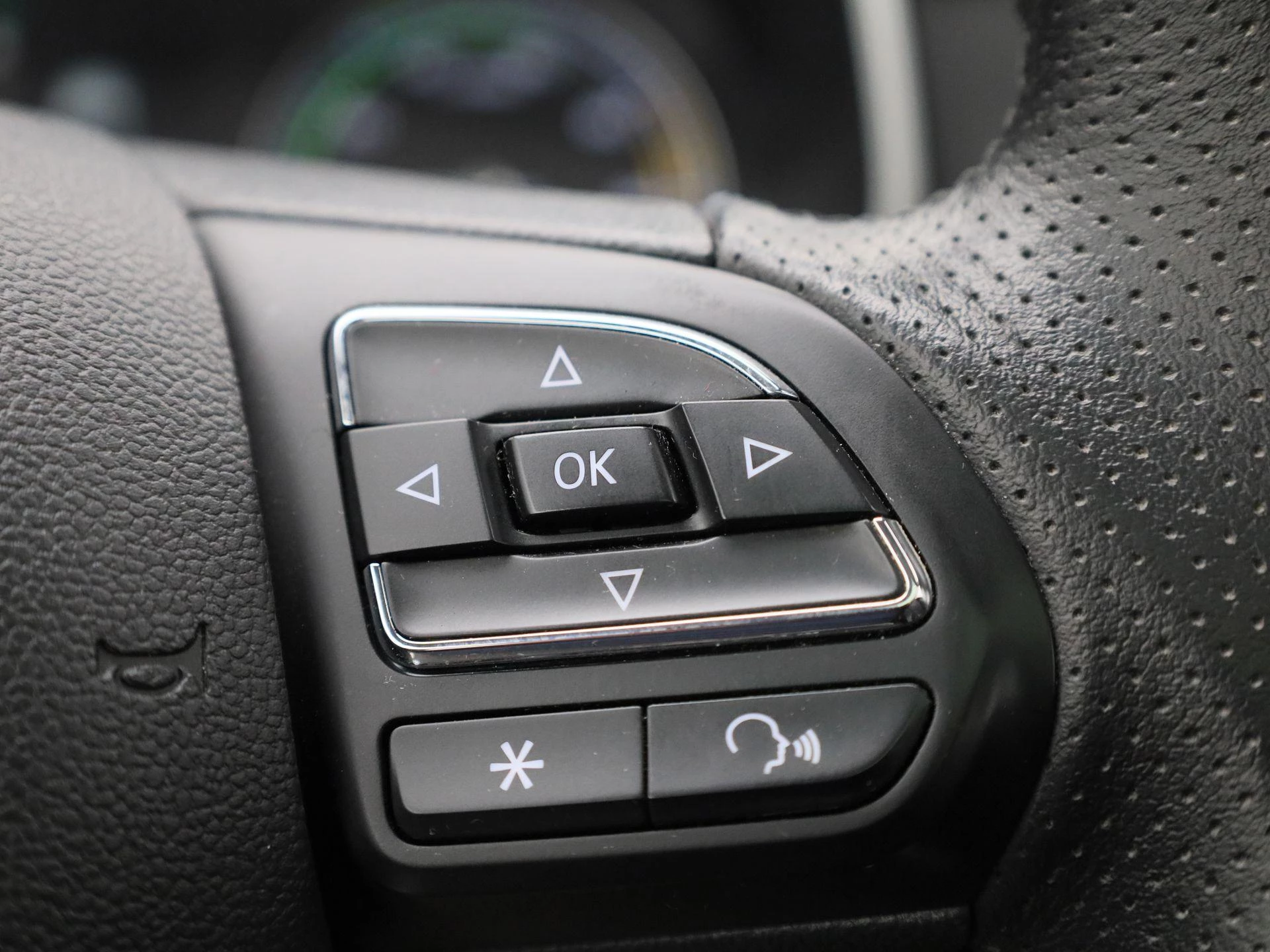 MG-ZS EV-image-25