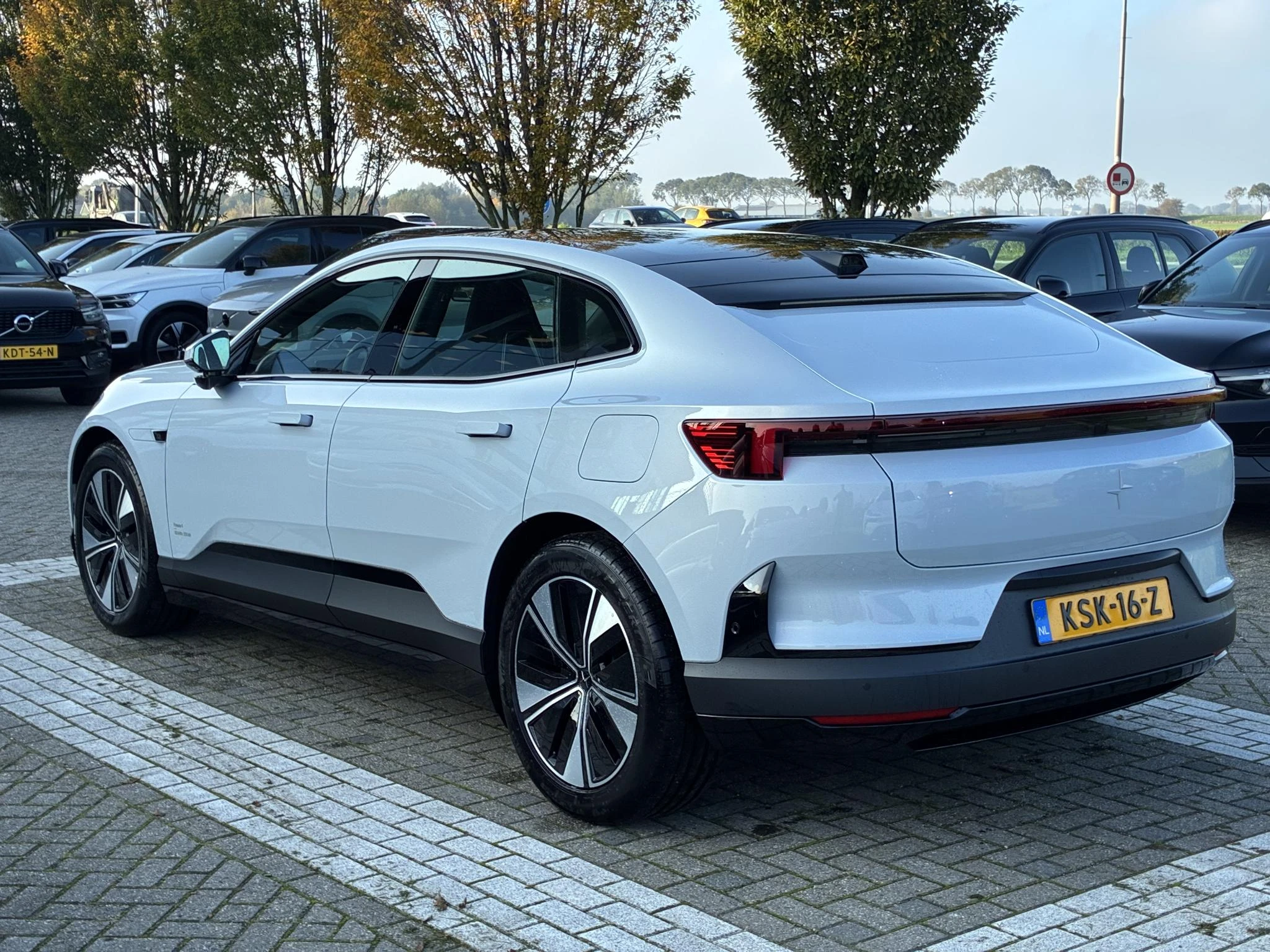 Polestar-4-image-4