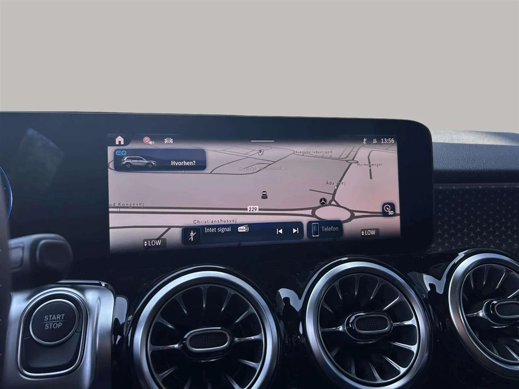 Mercedes-Benz-EQB-image-13