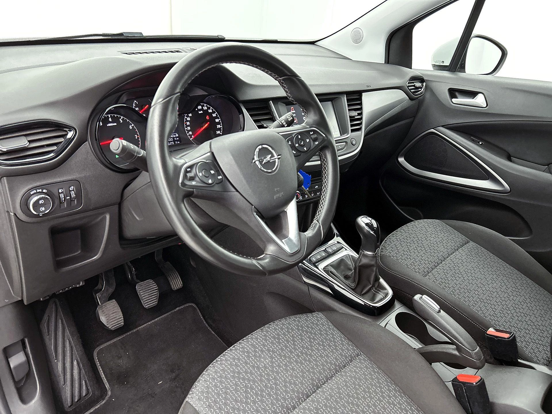 Opel-Crossland X-image-20