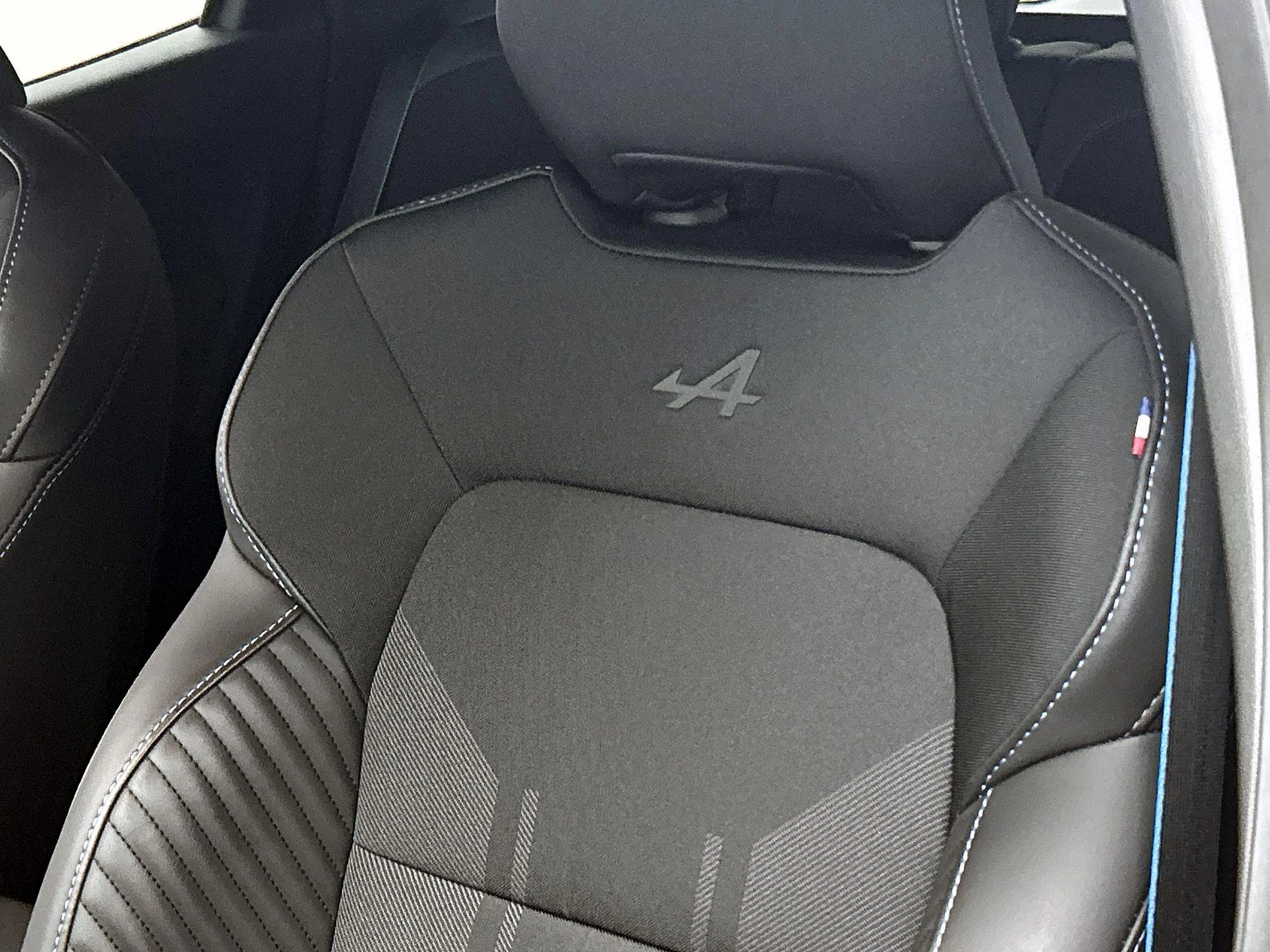 Renault Clio 1.6 E-Tech Full Hybrid 145Pk esprit Alpine