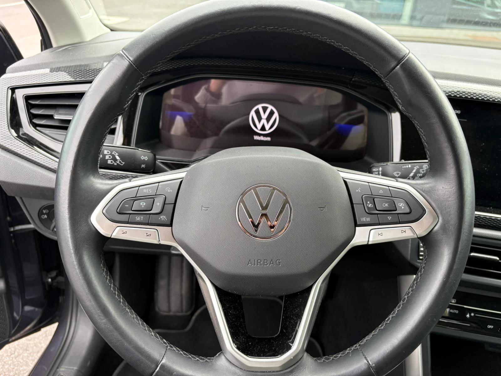 Volkswagen Polo 1.0 TSI Life Business
