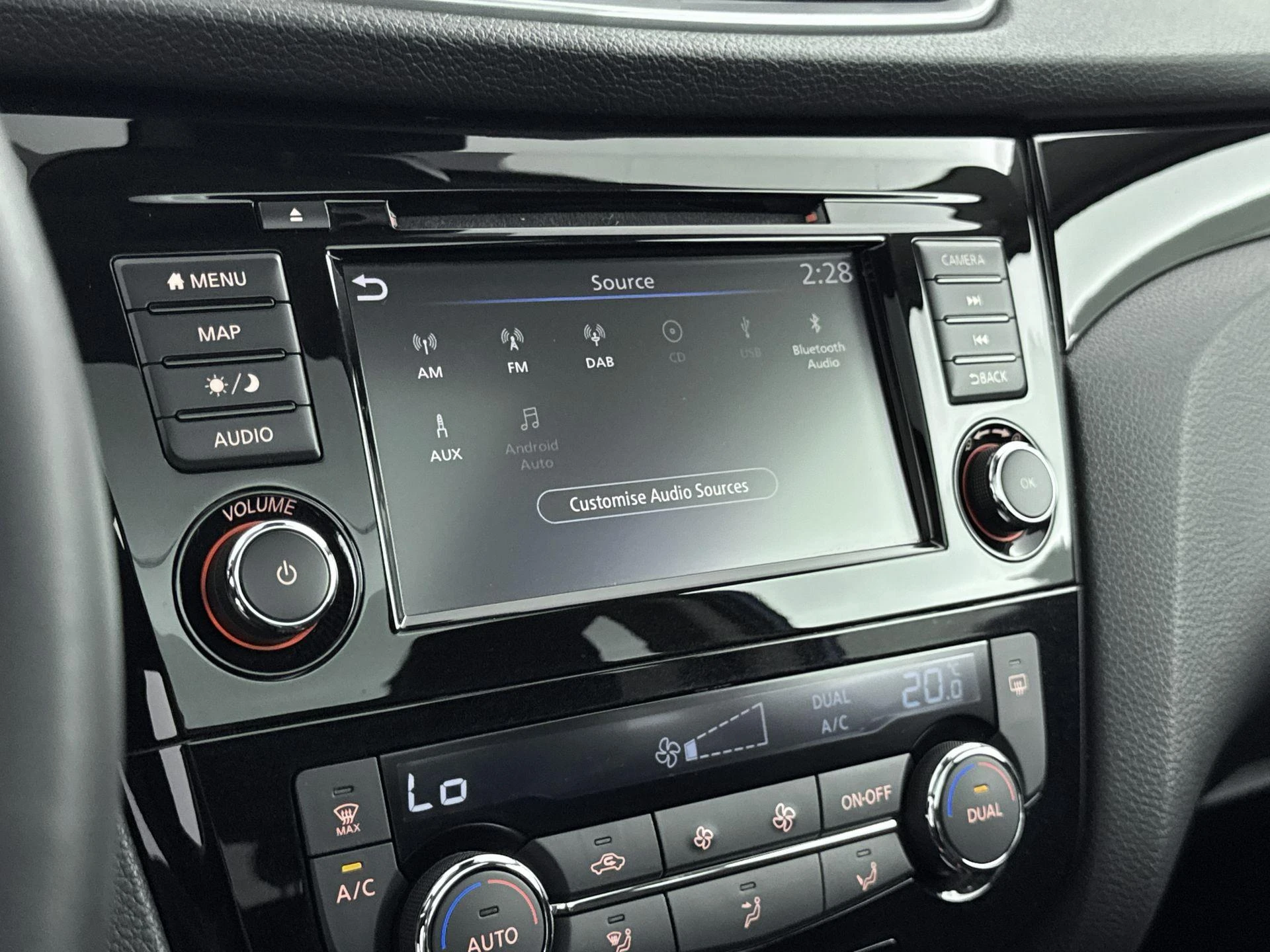 Nissan-QASHQAI-image-11