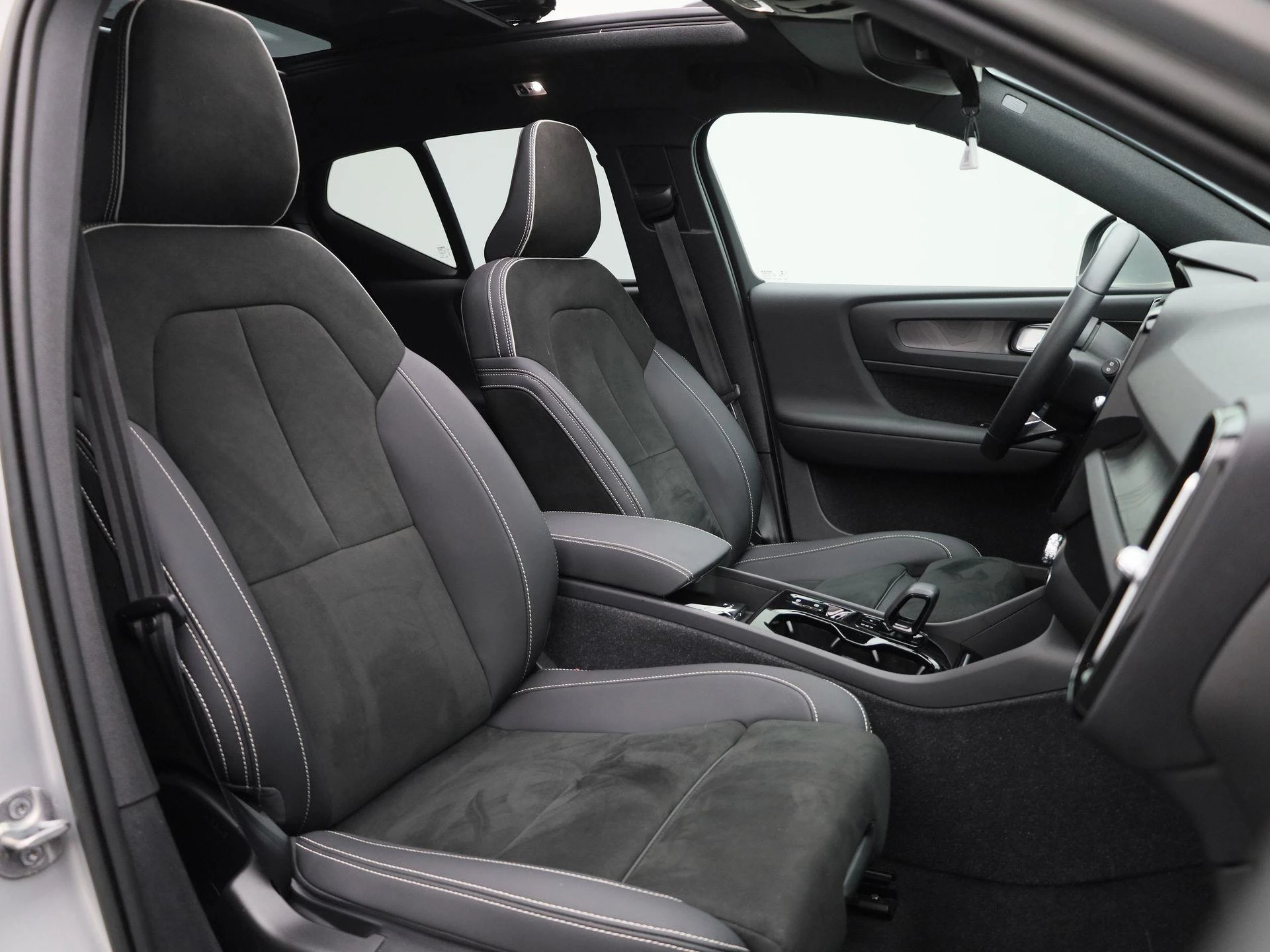 Volvo-XC40-image-41