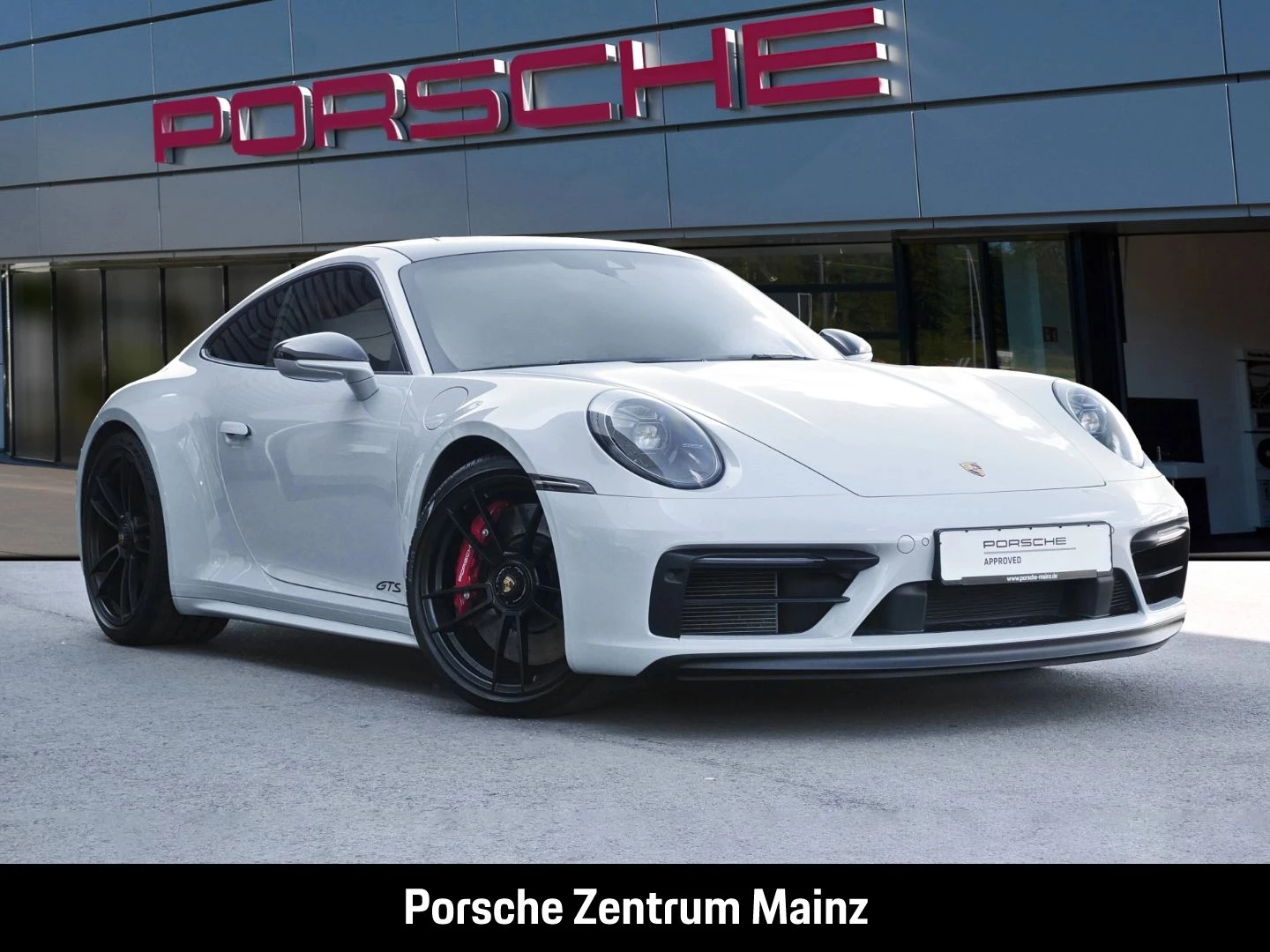 Porsche-911-image-1