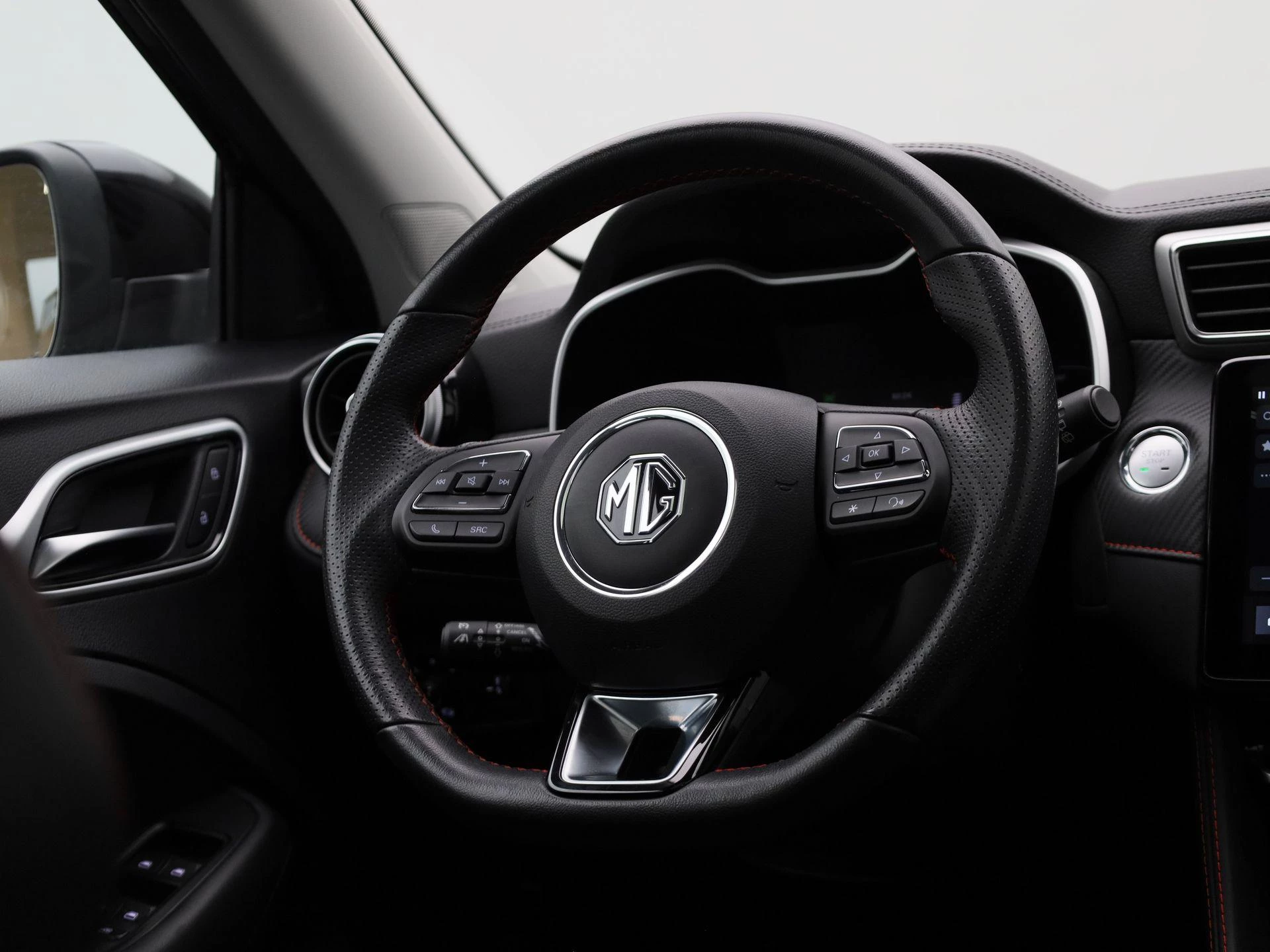 MG ZS EV Long Range Luxury 70 kWh