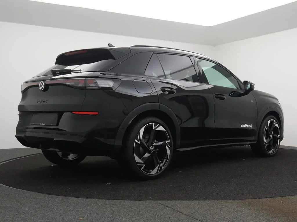 Volkswagen-T-Roc-image-1