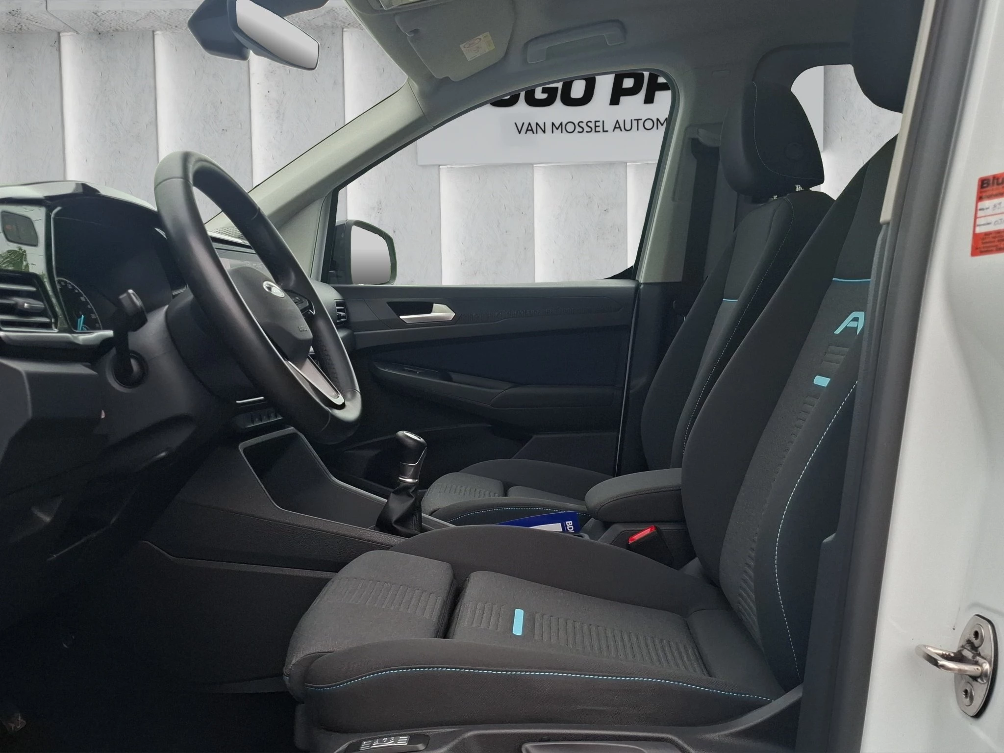 Ford Tourneo Connect Grand Active *KOMF.PKT*LED*PANO