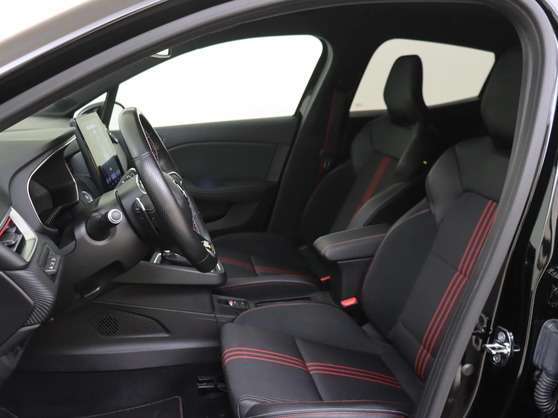 Renault-Clio-image-10