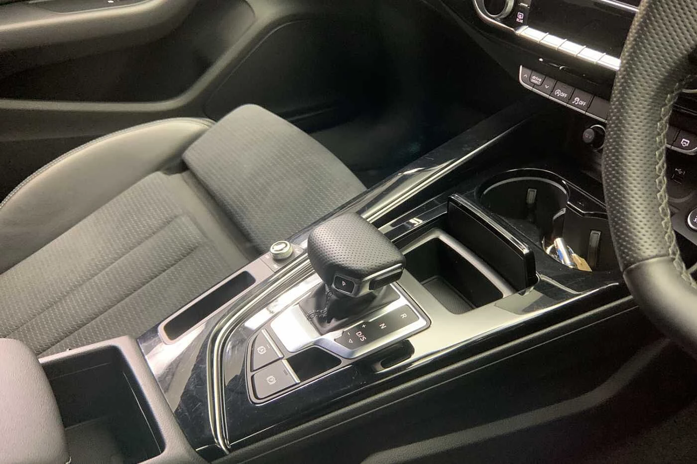 Audi-A4-image-7