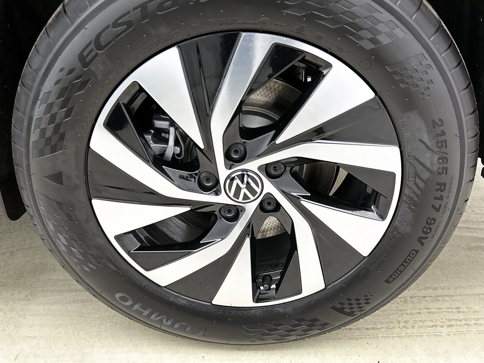 Volkswagen-Tayron-image-35