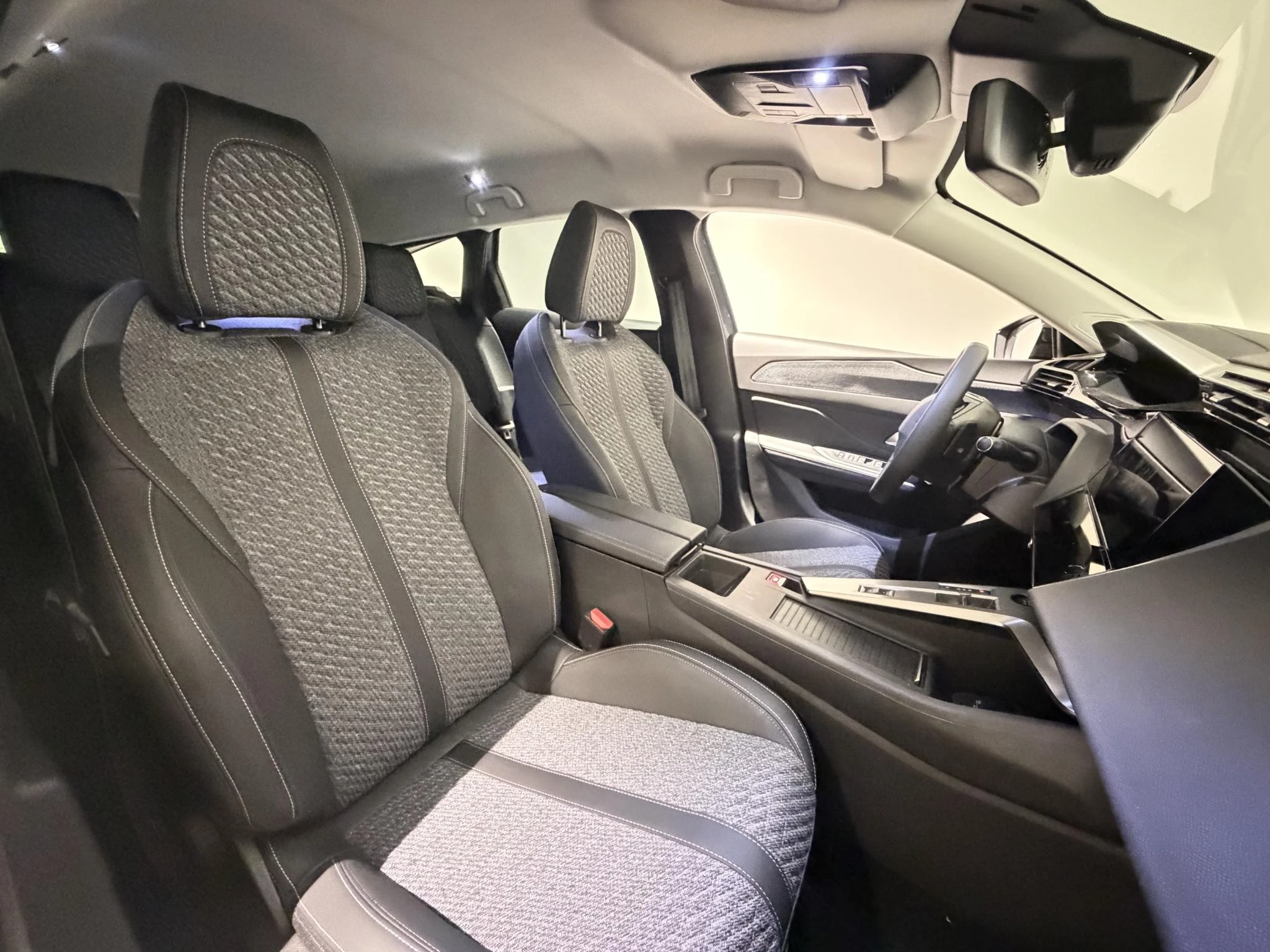 Peugeot-308-image-15