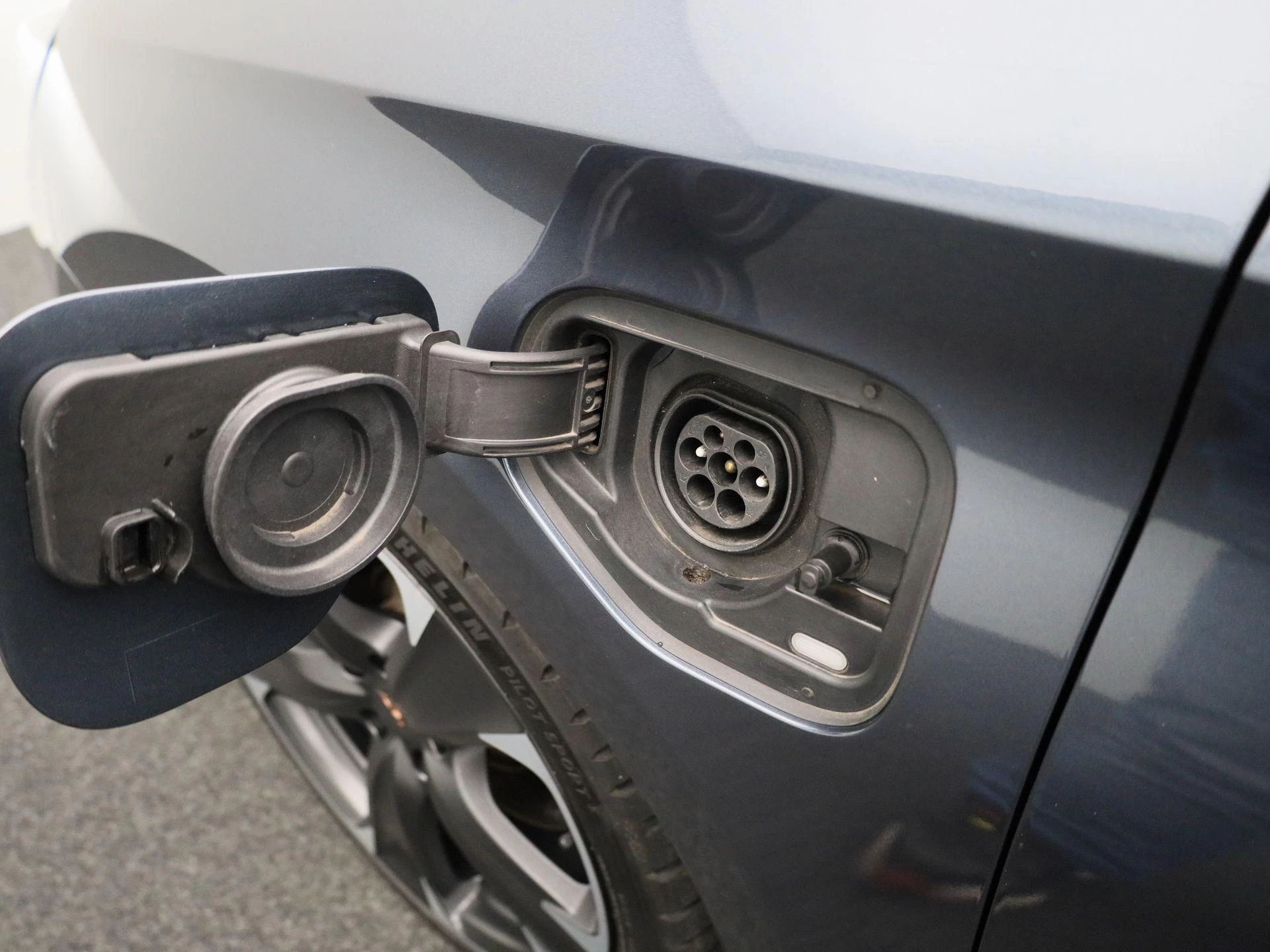 CUPRA Leon 1.4 e-Hybrid VZ Business