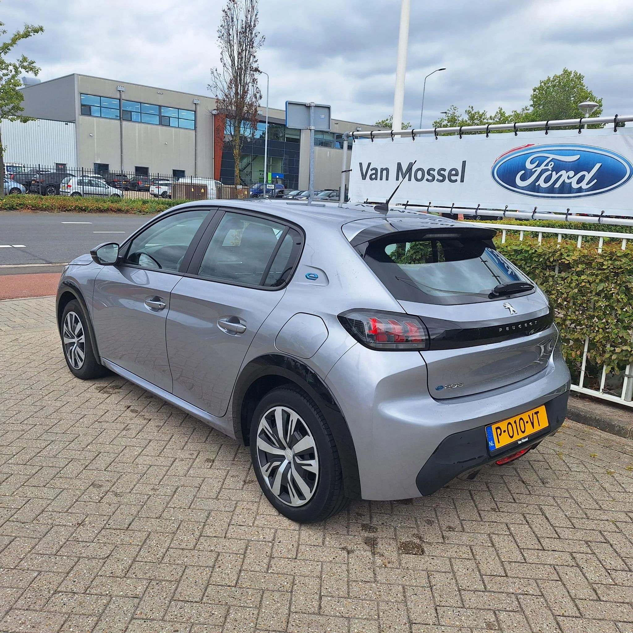 Peugeot e-208 EV Active 50 kWh