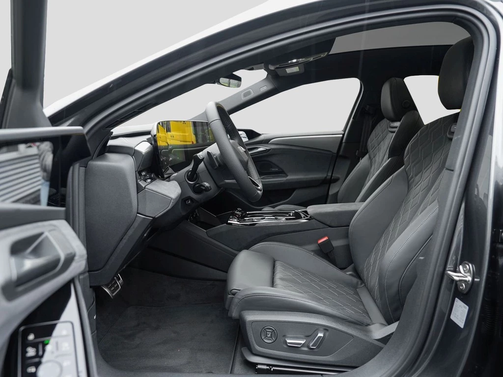 Audi-S6 Avant e-tron-image-18