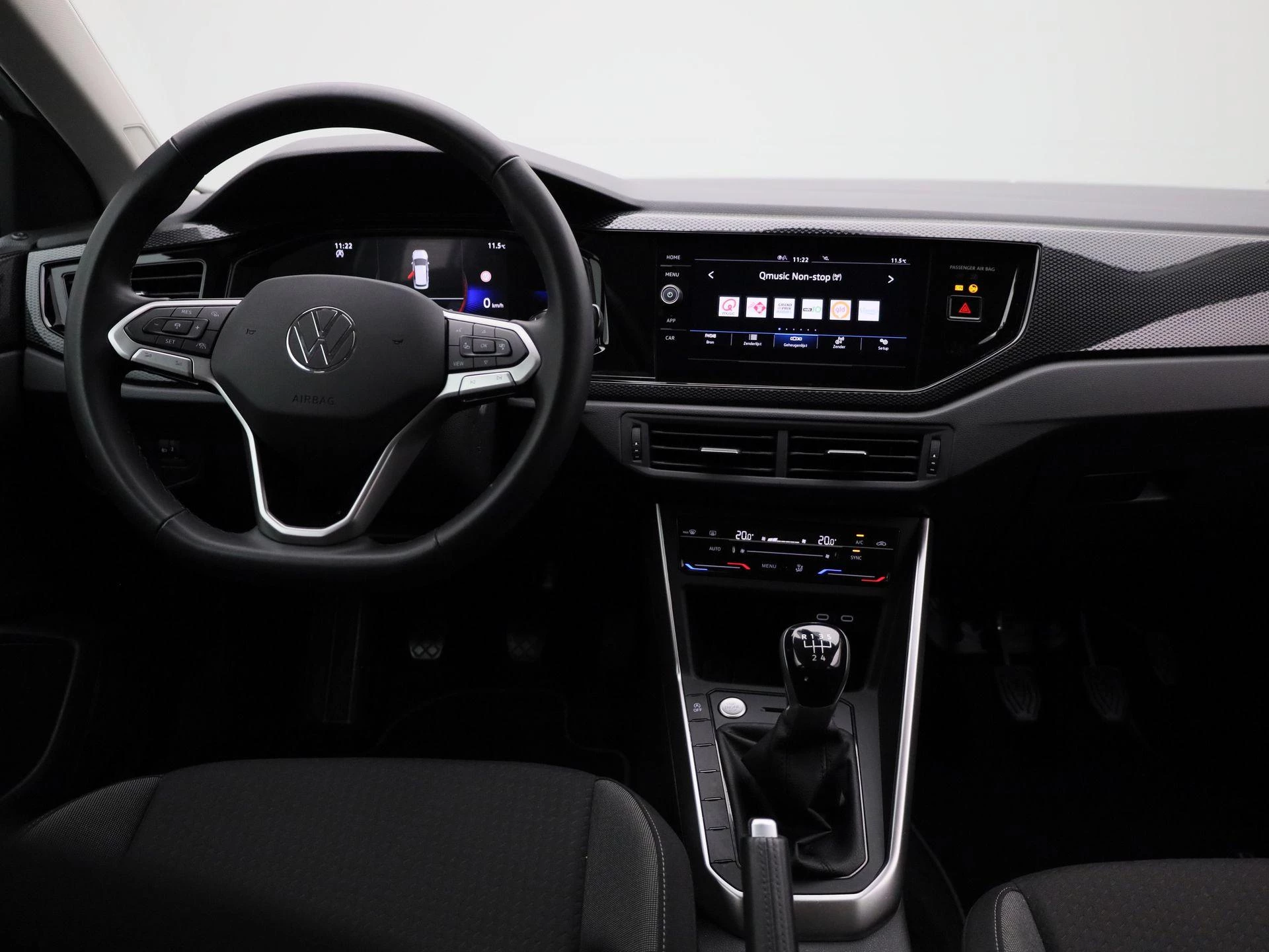 Volkswagen-Taigo-image-6