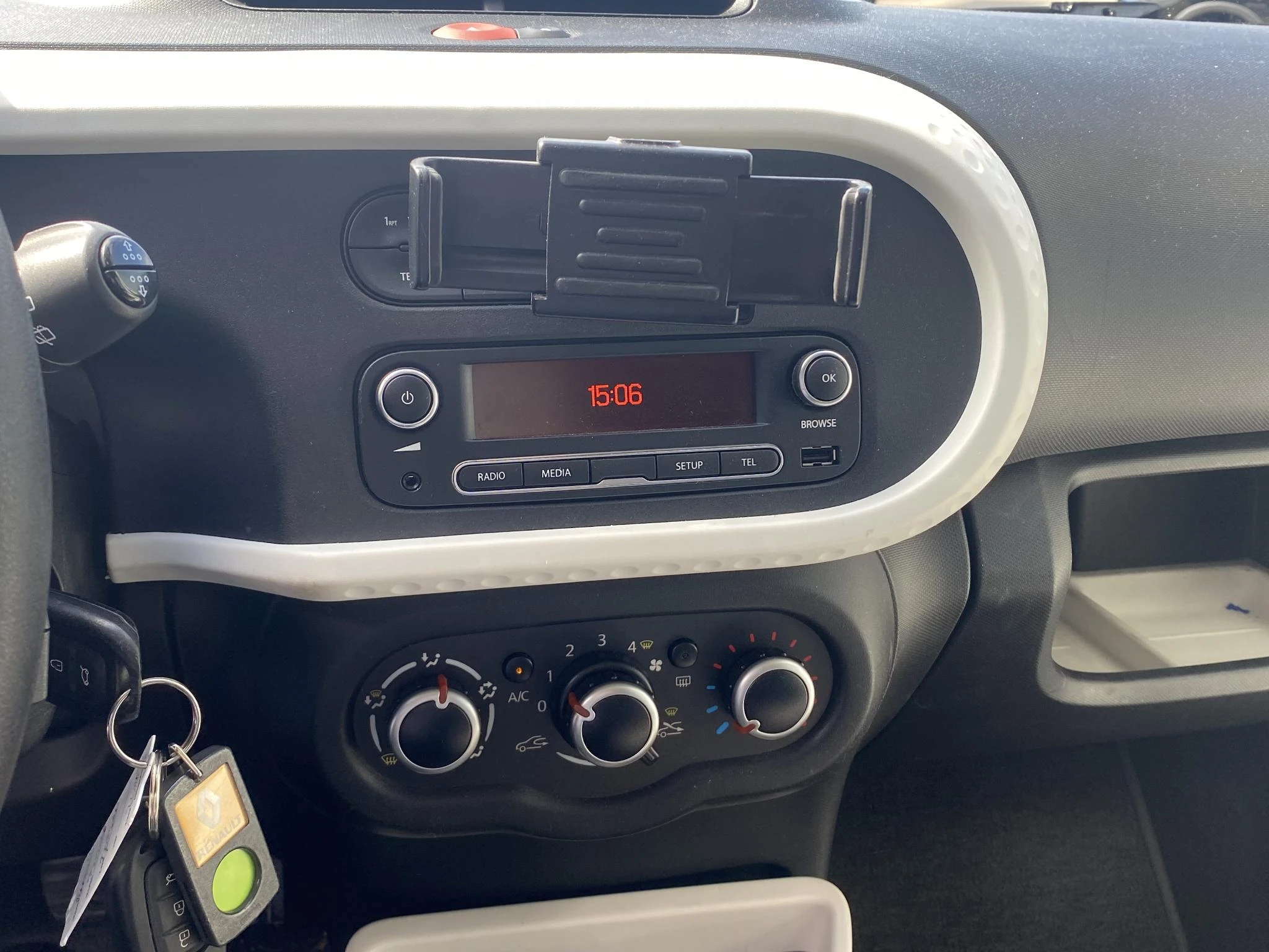 Renault-Twingo-image-4