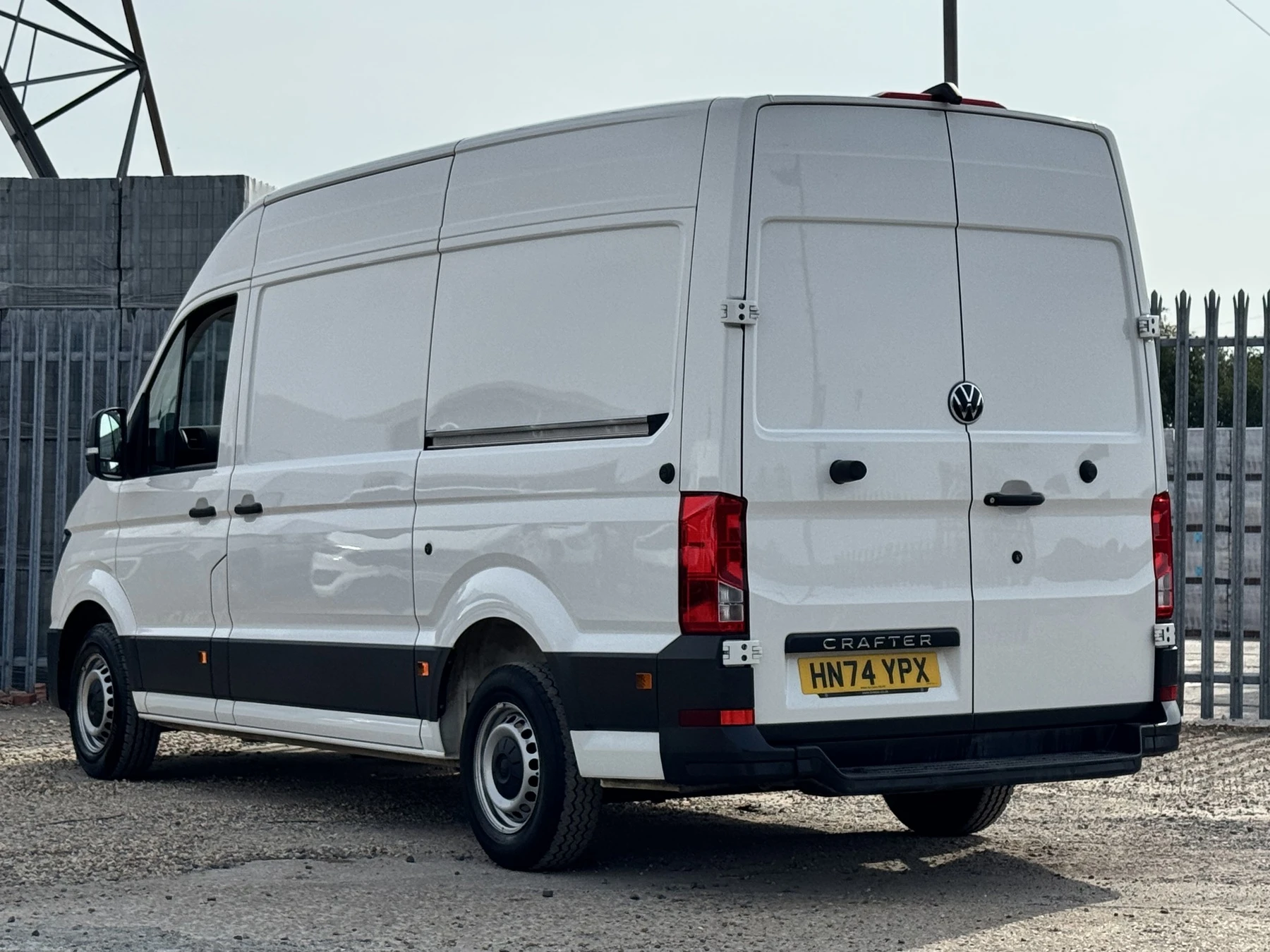 Volkswagen-Crafter-image-2