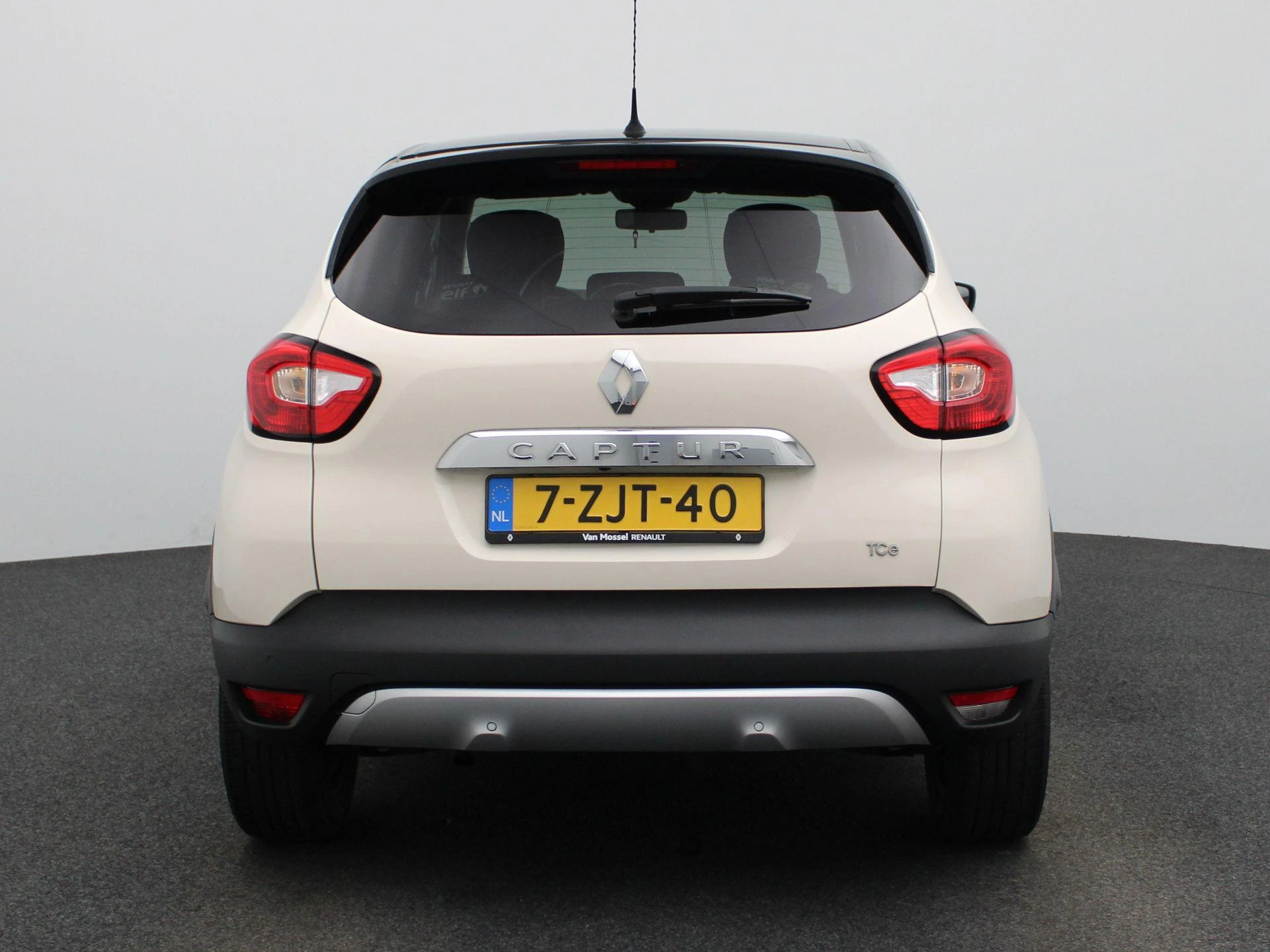 Renault-Captur-image-4