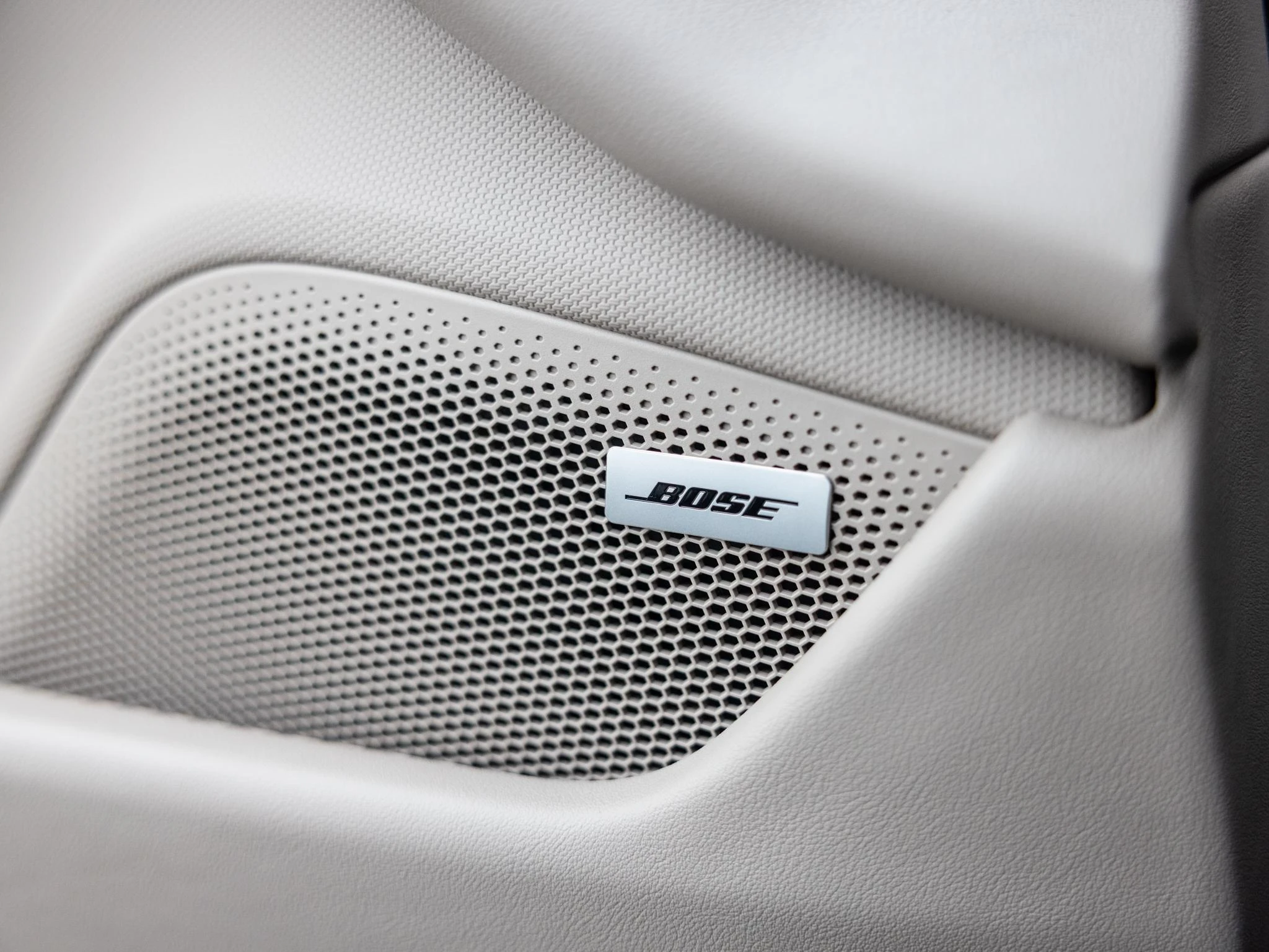 Porsche-Taycan-image-25