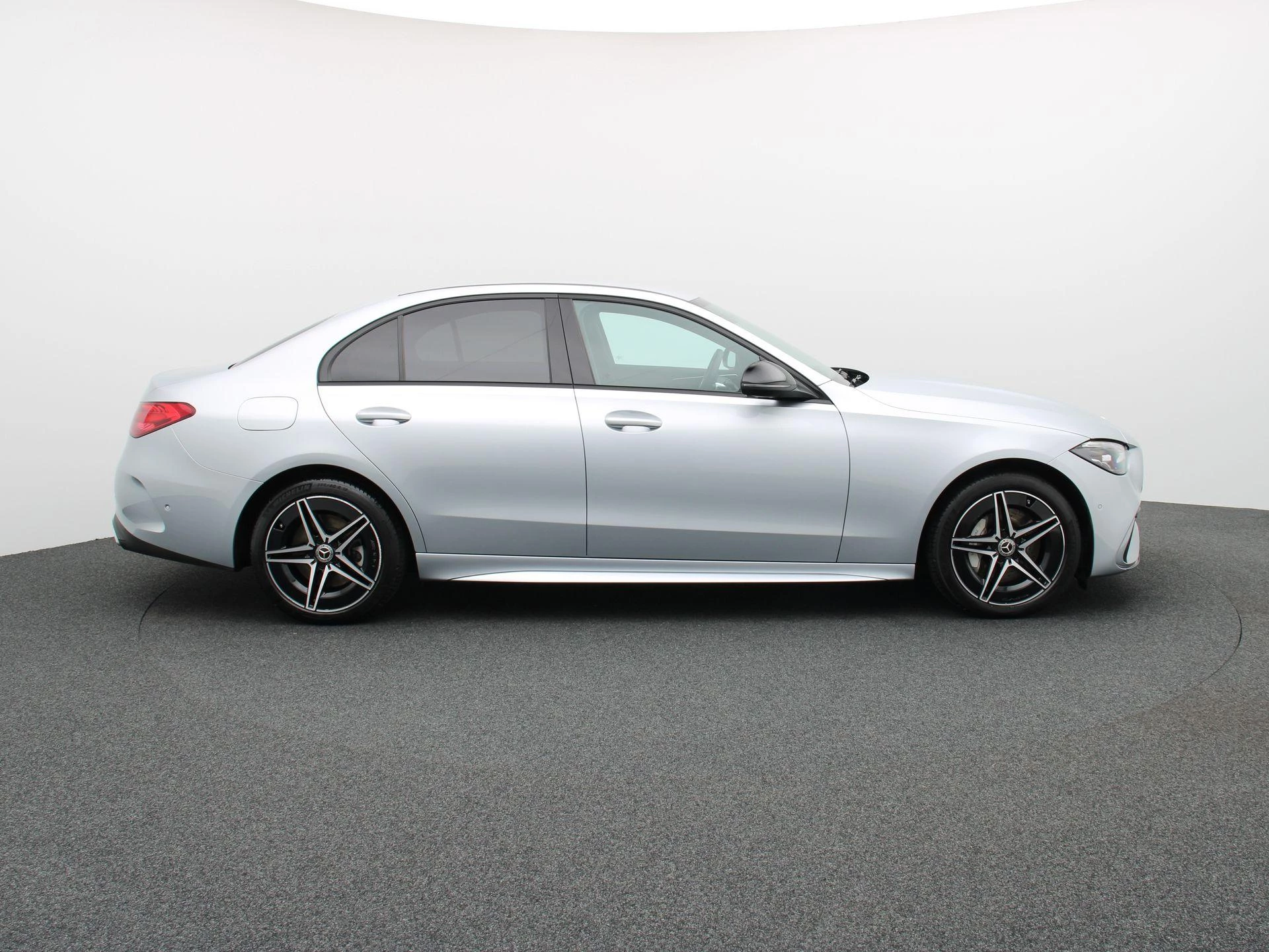 Mercedes-Benz Classe C 300 e AMG Line + TREKHAAK + NIGHTPAKKET + CARPLAY +