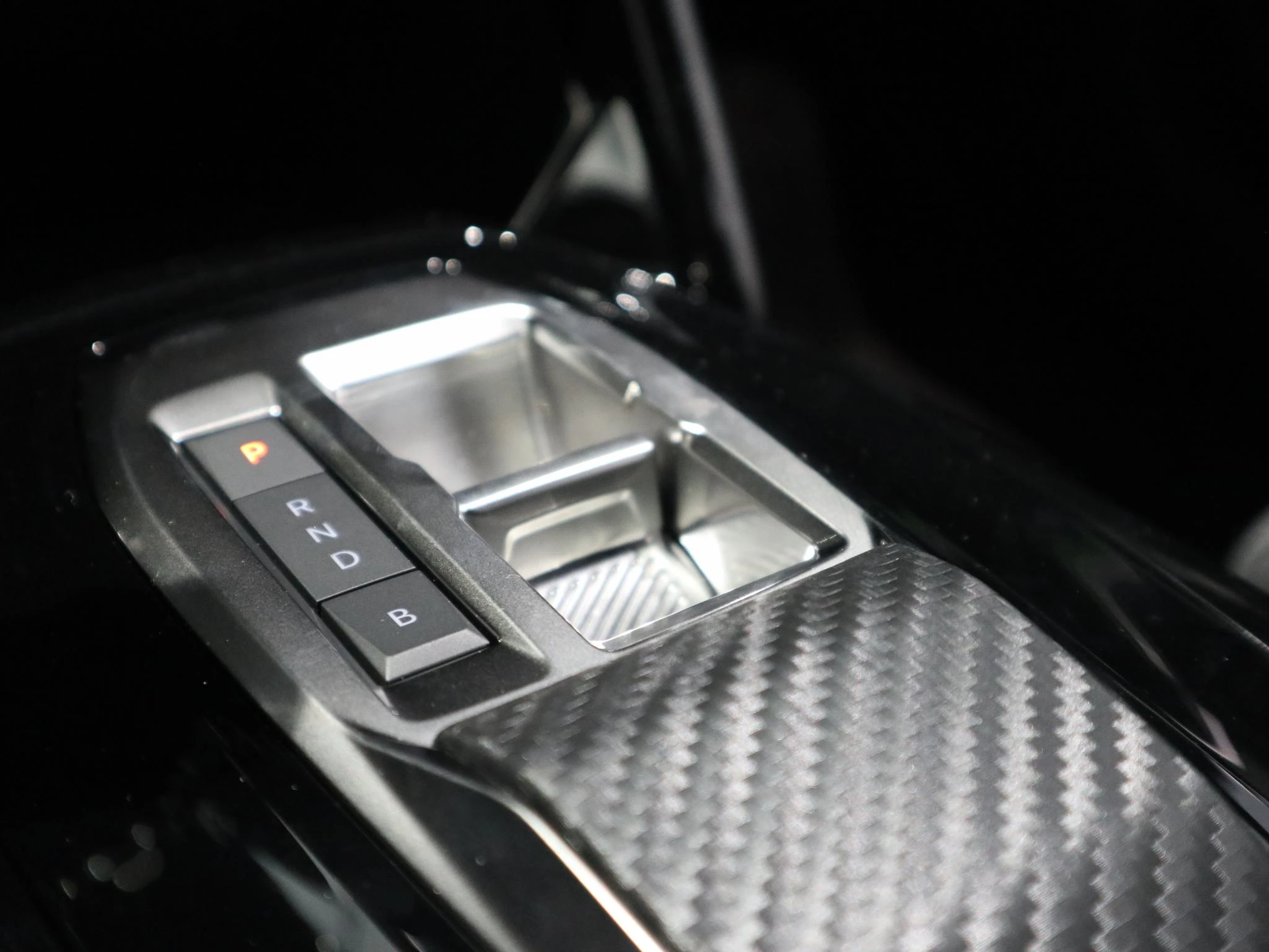 Peugeot-208-image-21