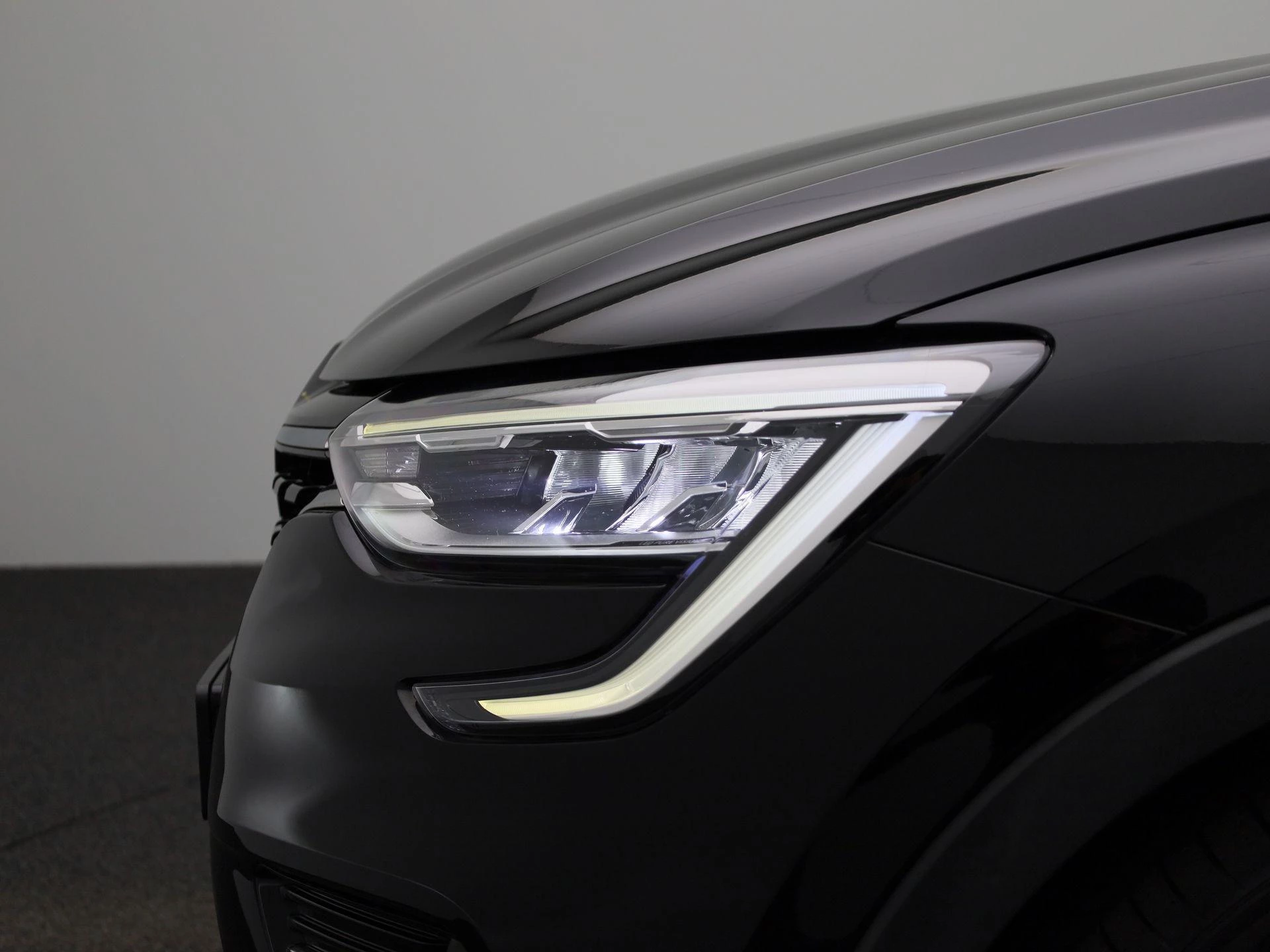 Renault-Arkana-image-14