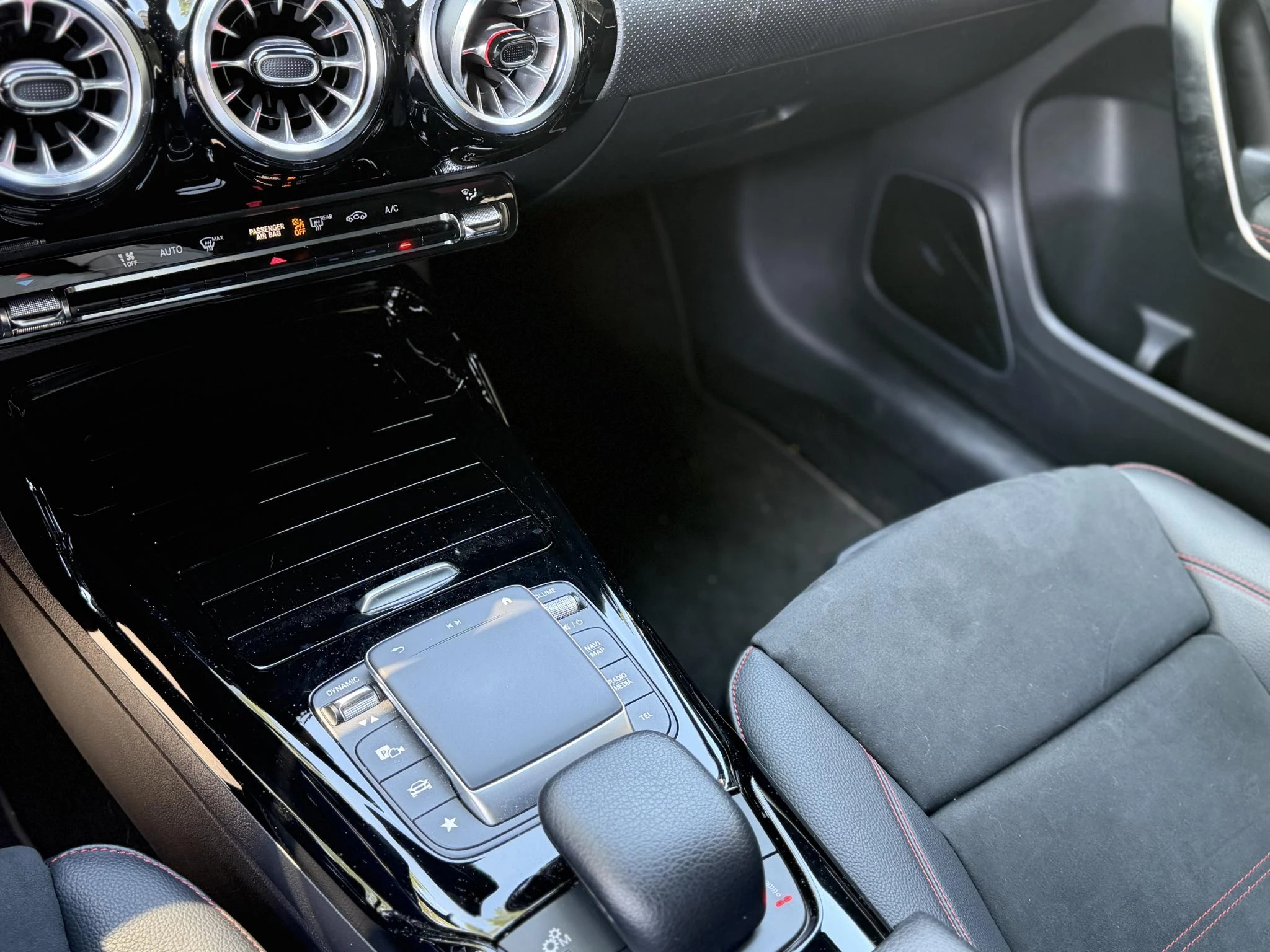 Mercedes-Benz A-Klasse AMG 35 4MATIC Premium Plus