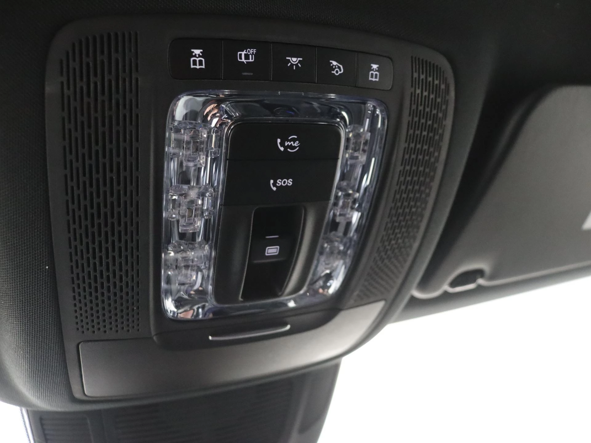 Mercedes-Benz-GLE-image-23
