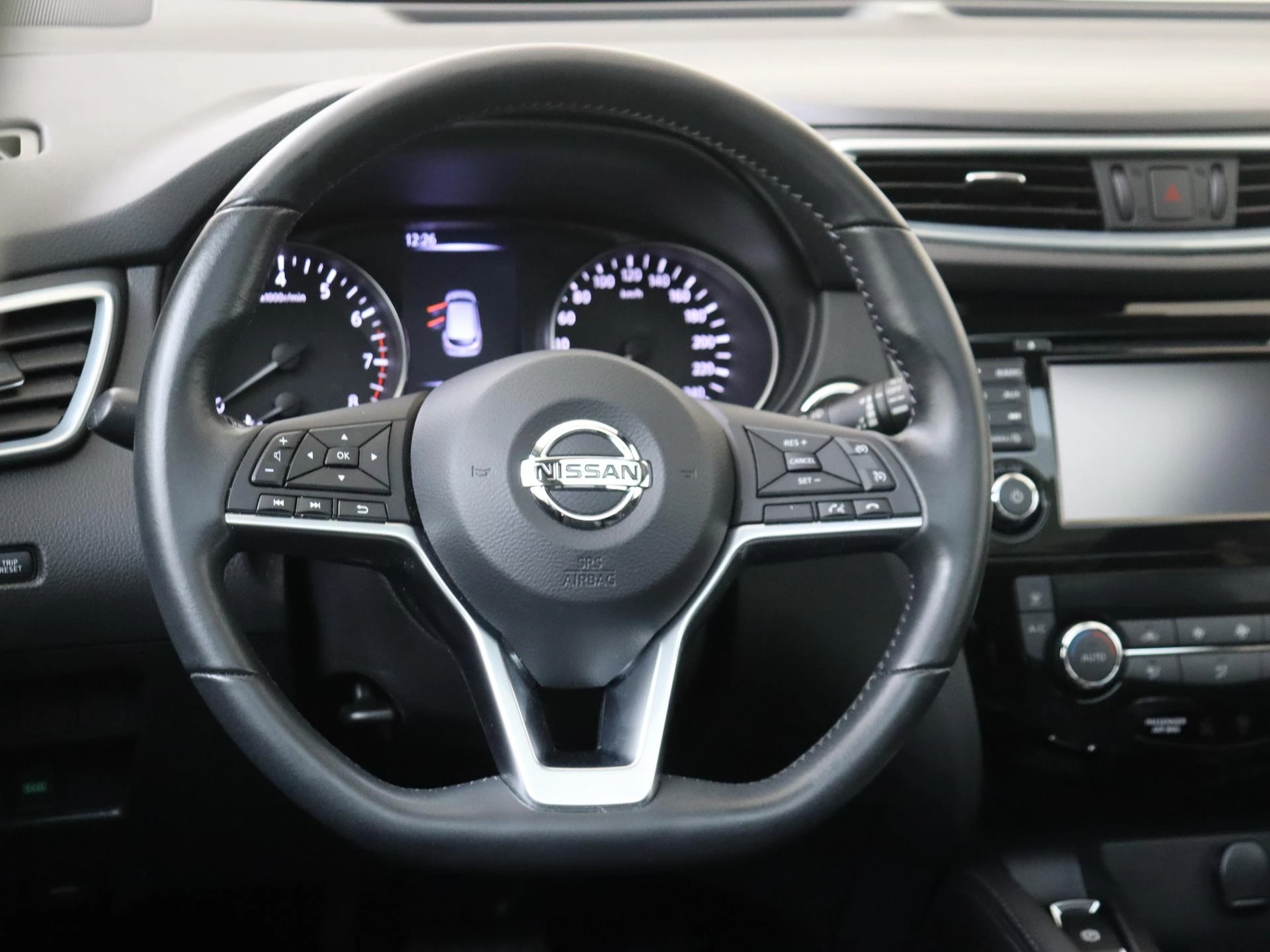 Nissan-QASHQAI-image-13