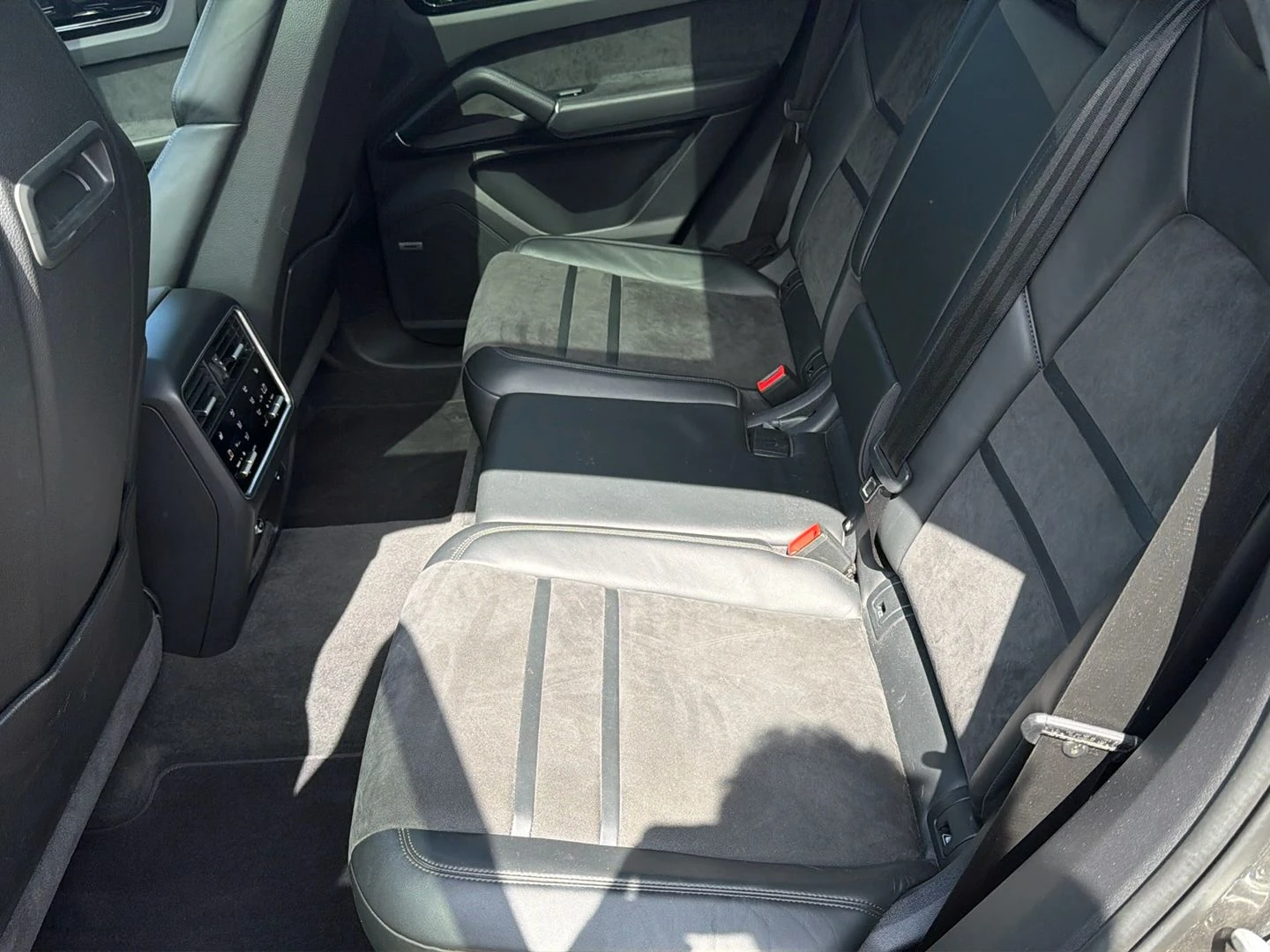 Porsche Cayenne, image 8