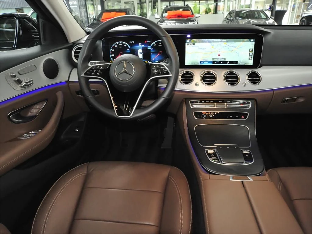 Mercedes-Benz-E-Klasse 450-image-9