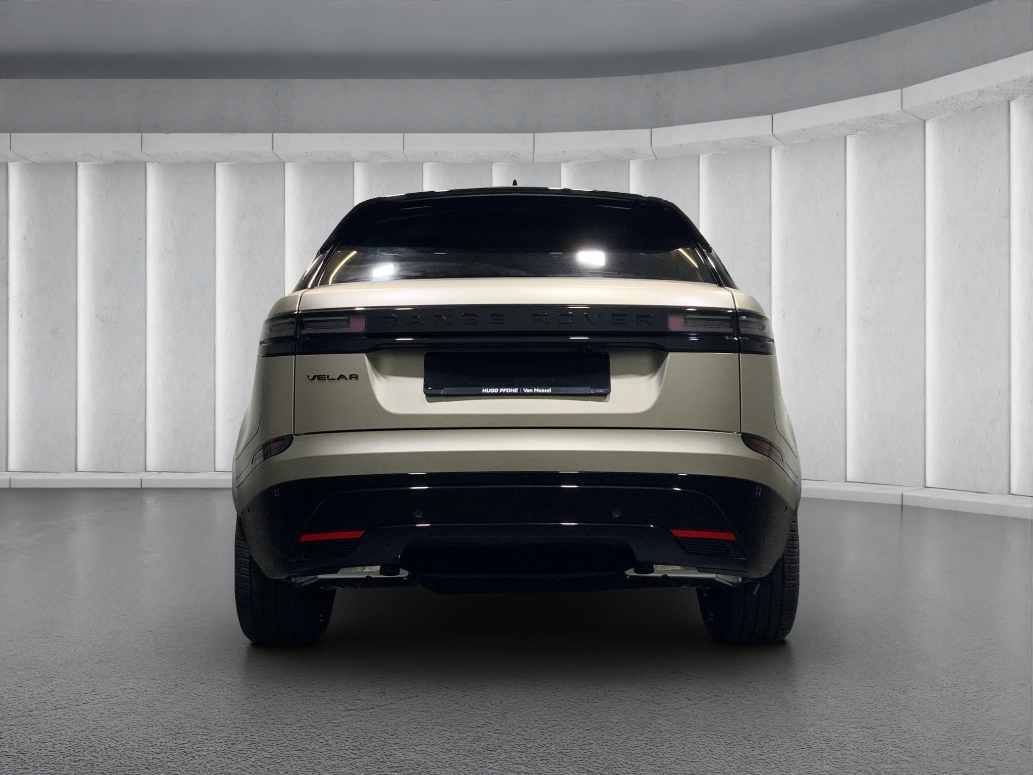 Land Rover Range Rover Velar Belgravia Edition Satin 3.0 D300