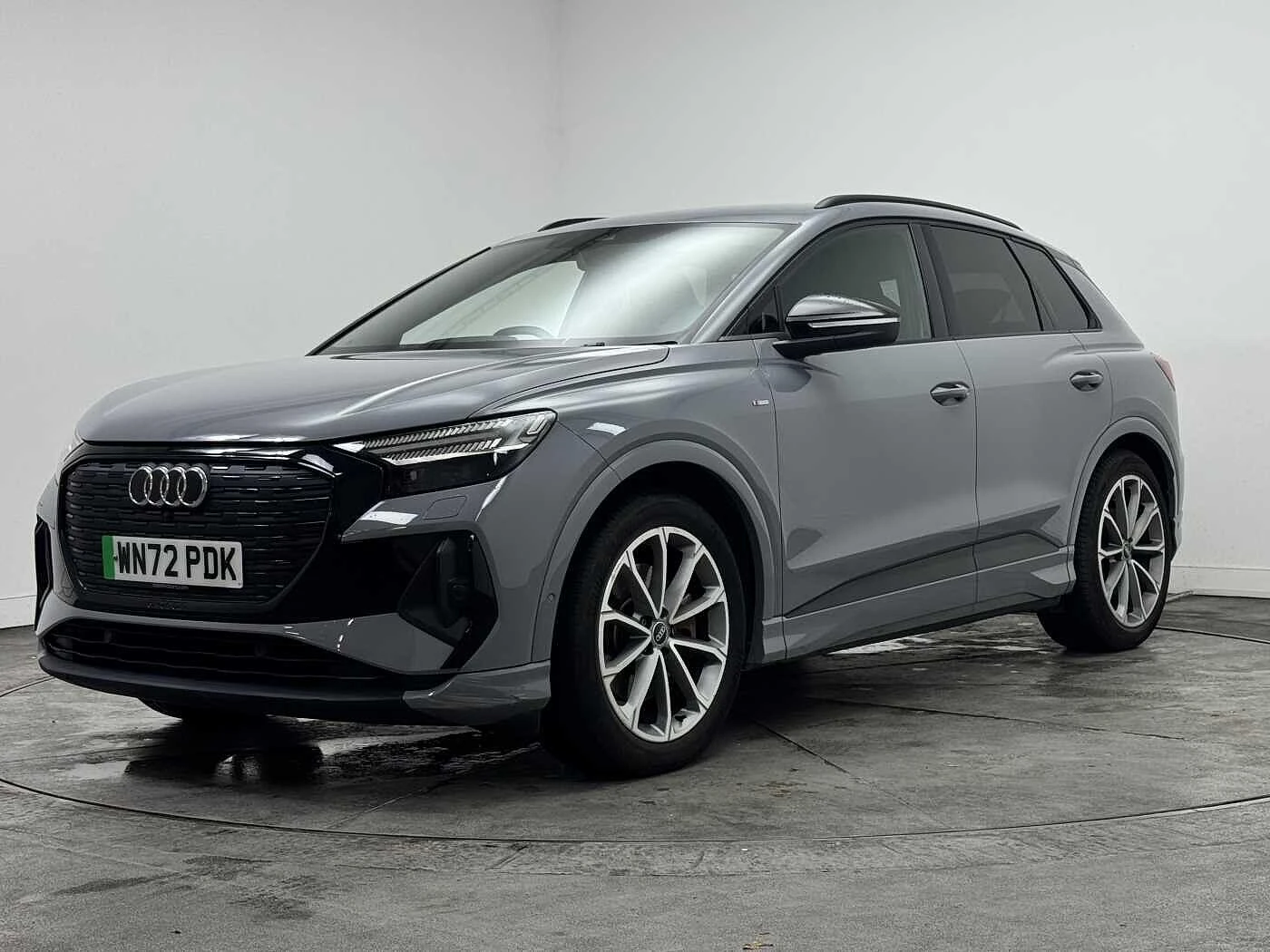 Audi-Q4 e-tron-image-40